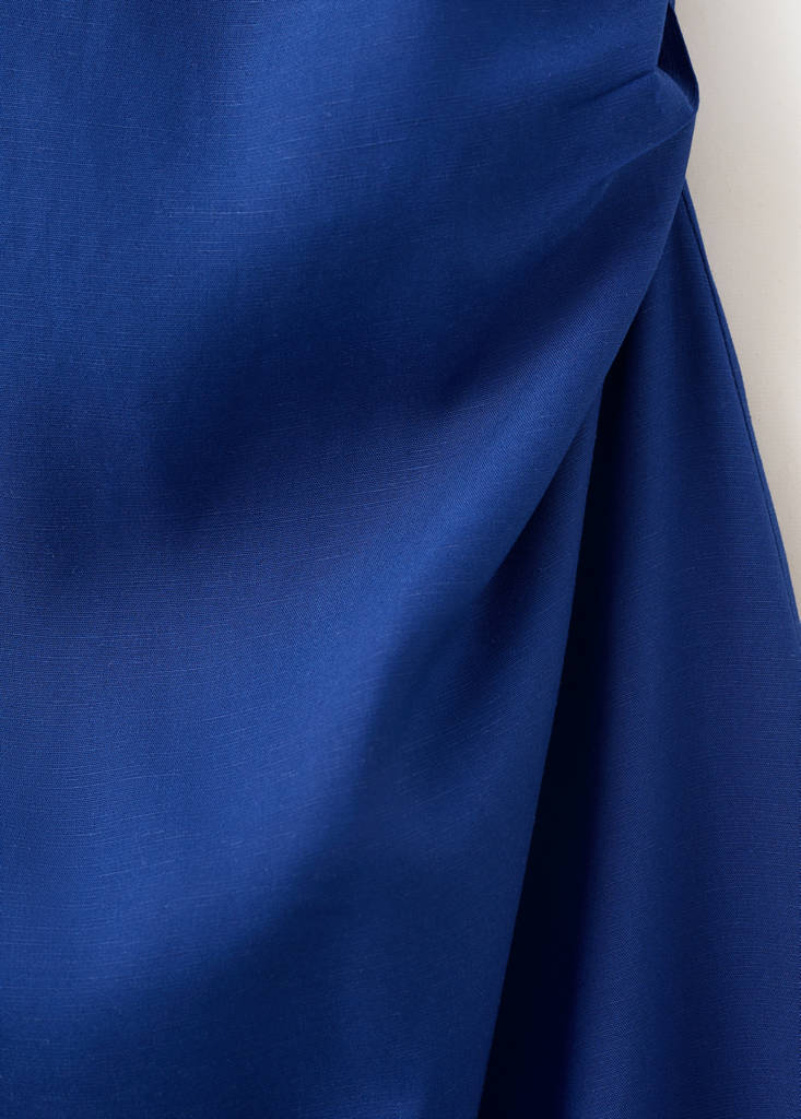 Side ruched dress with tie detail — Blue
