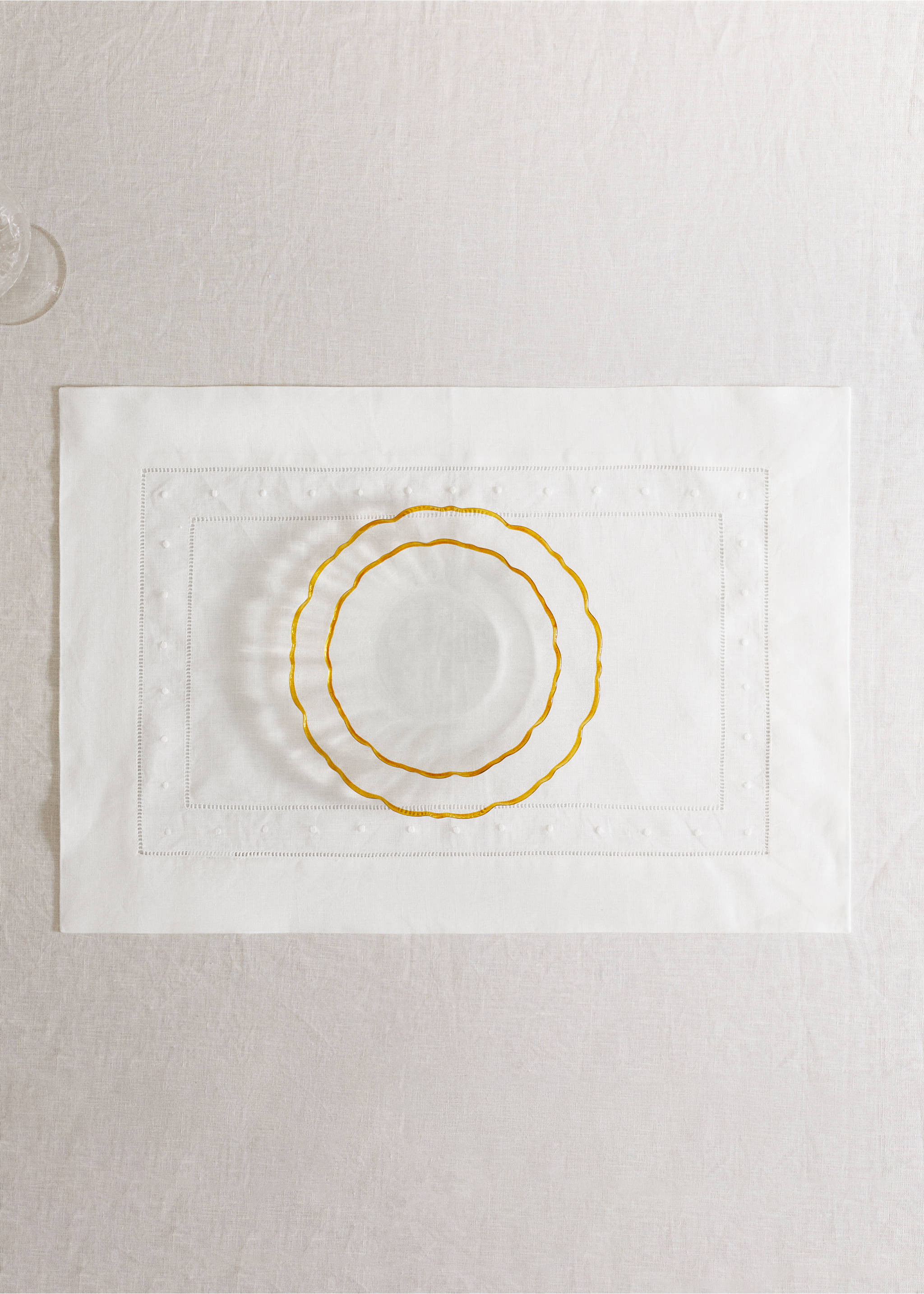 Embroidered dot table mat - General plane, White. Ref: 37042546-00.