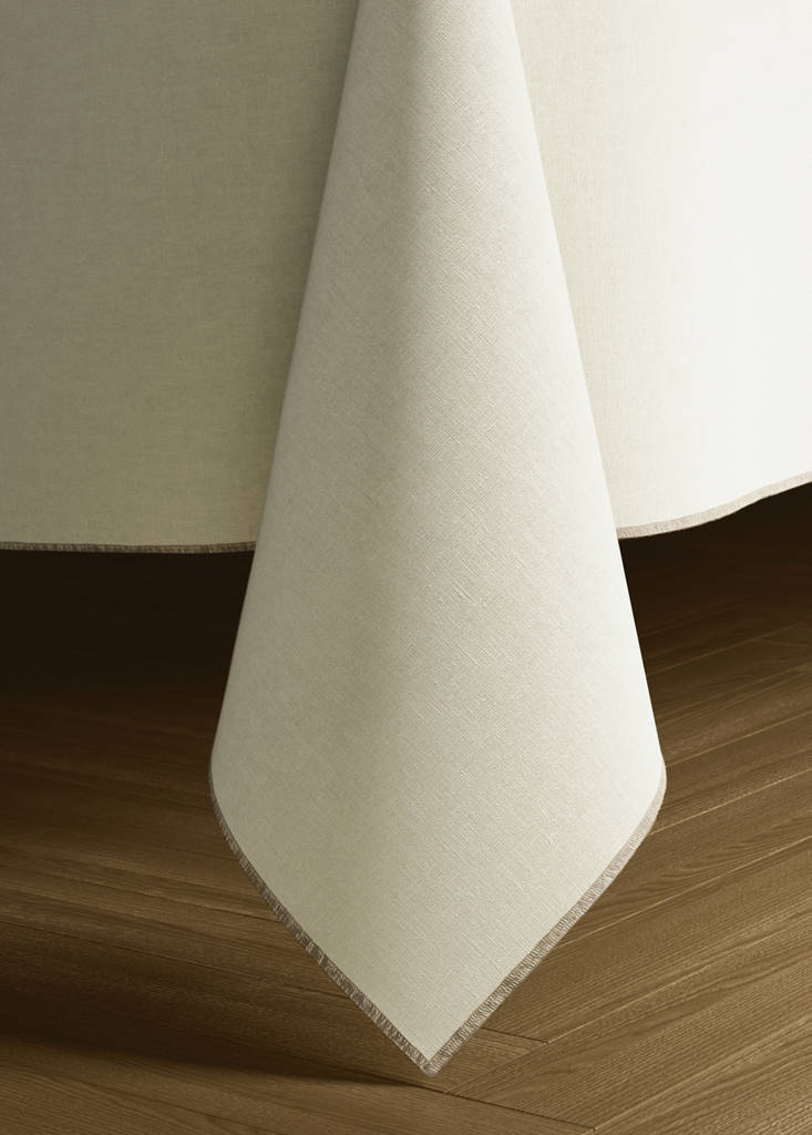 Resin-coated 100% linen tablecloth with contrasting overlock for 6 to 8 diners — Off White