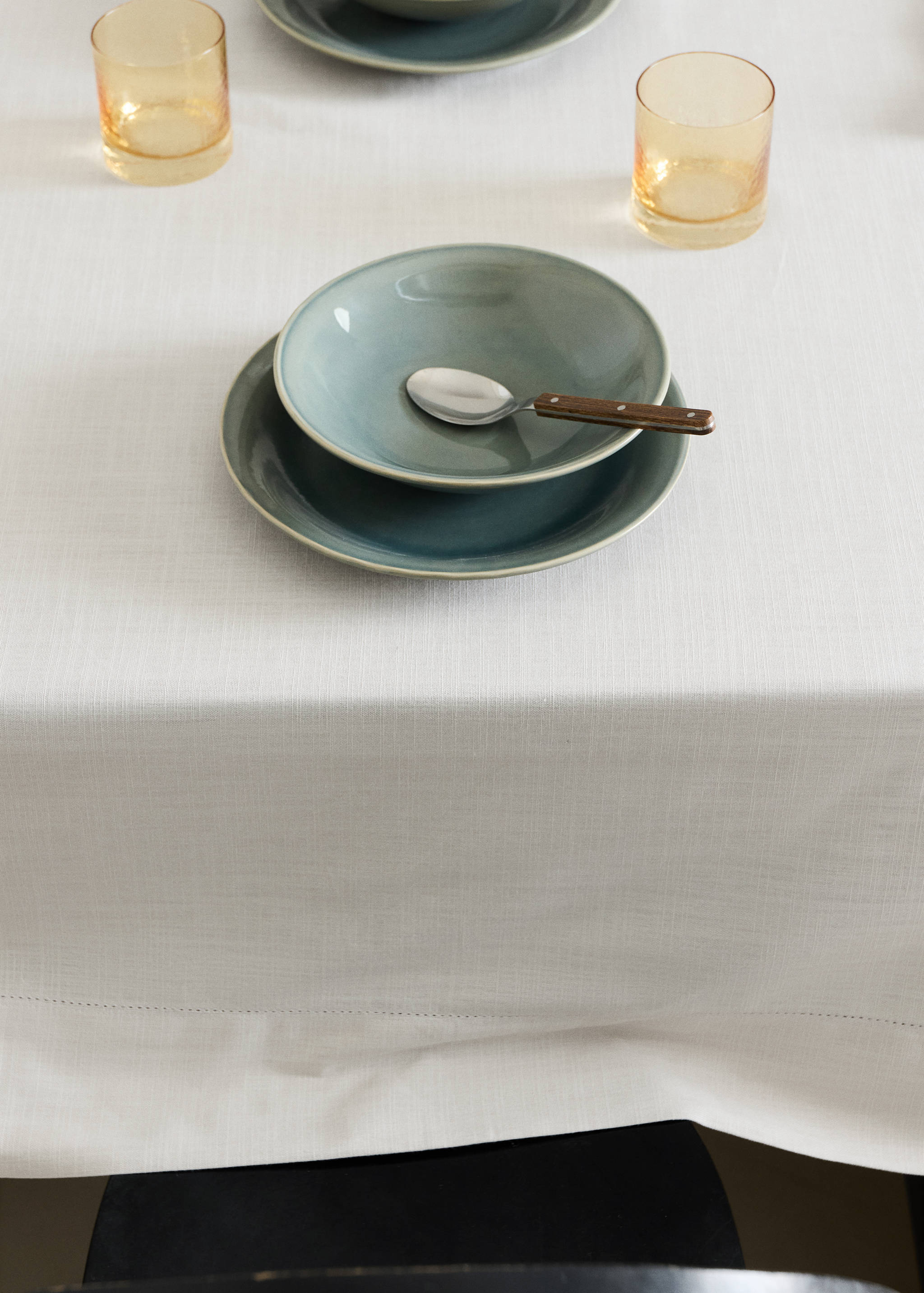 Cotton vanilla tablecloth for 6 to 8 diners - Details of the article 7
