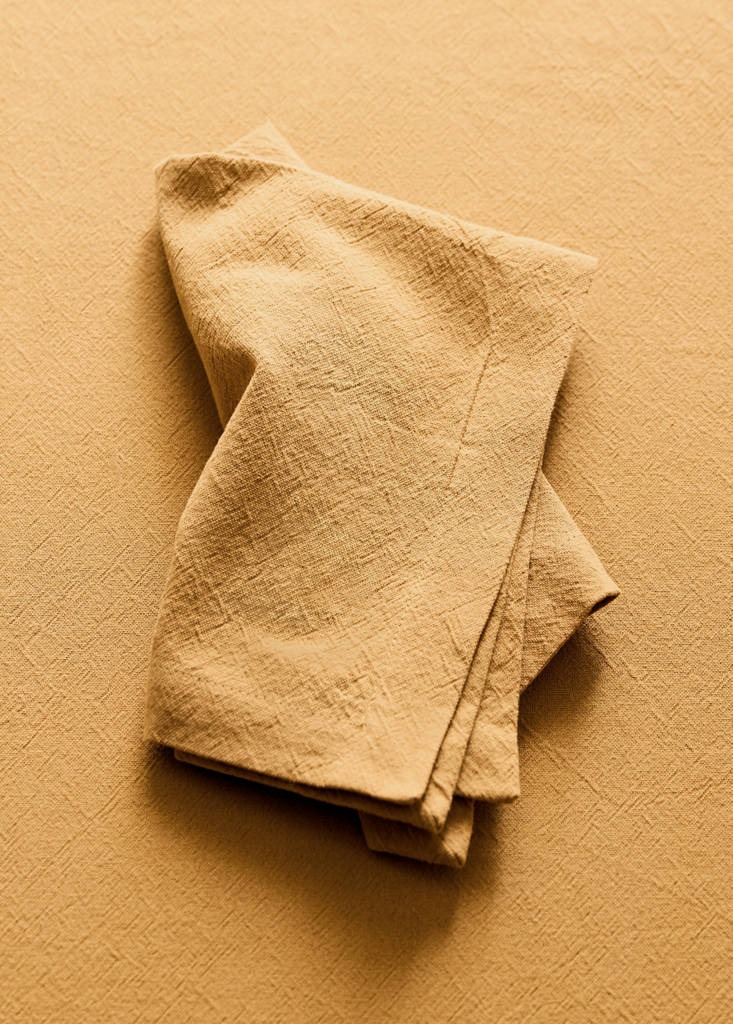 Washed cotton napkins 45 x 45 cm — Curry