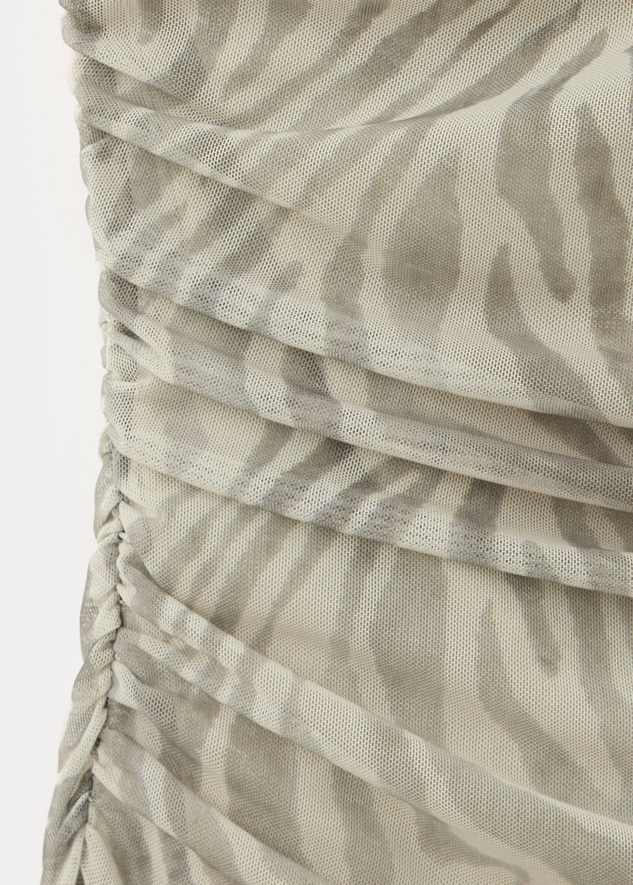 Asymmetric printed top - Details of the article 8