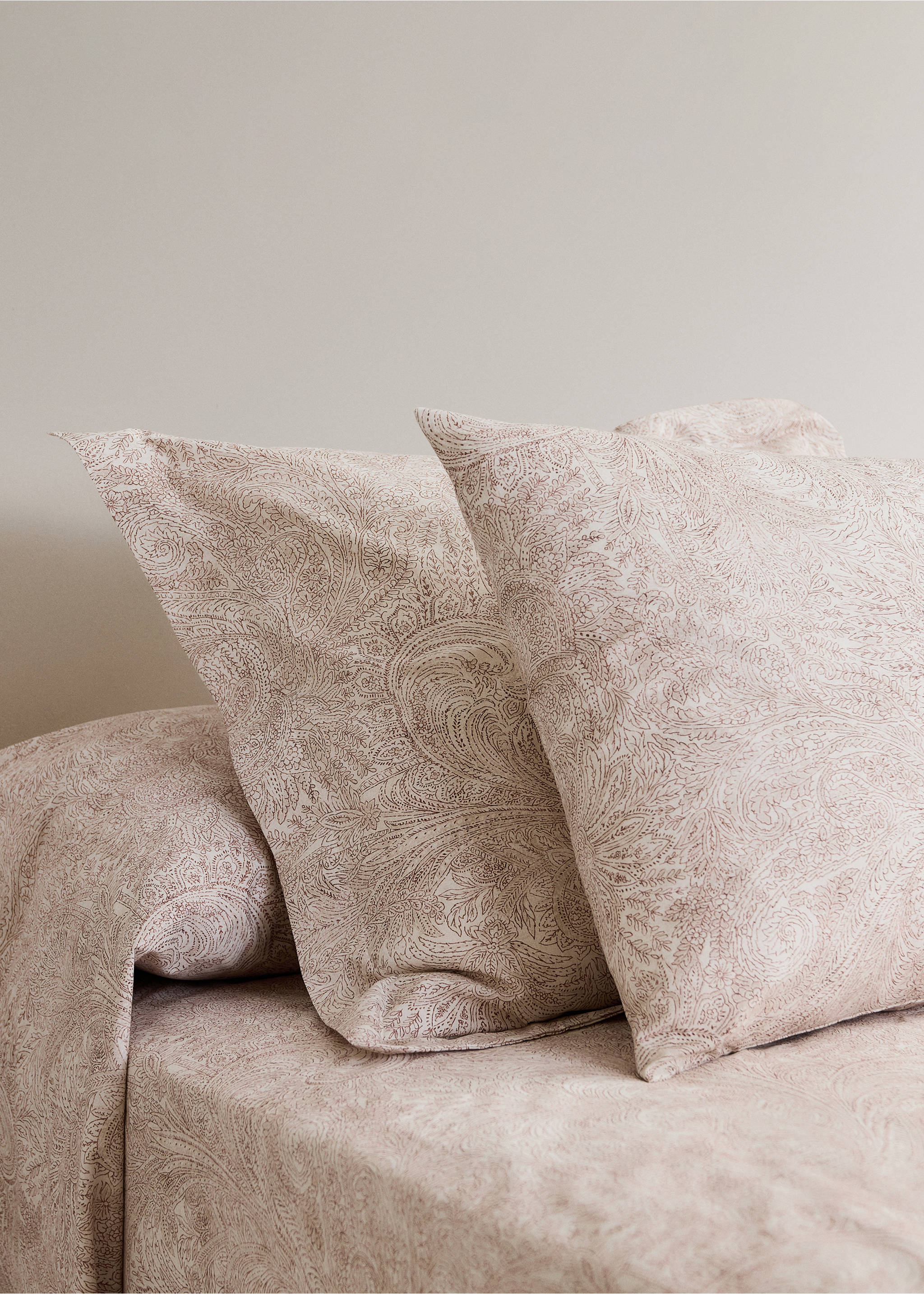 100% cotton percale pillowcase 50x75 cm - General plane, Cognac. Ref: 37042561-00.
