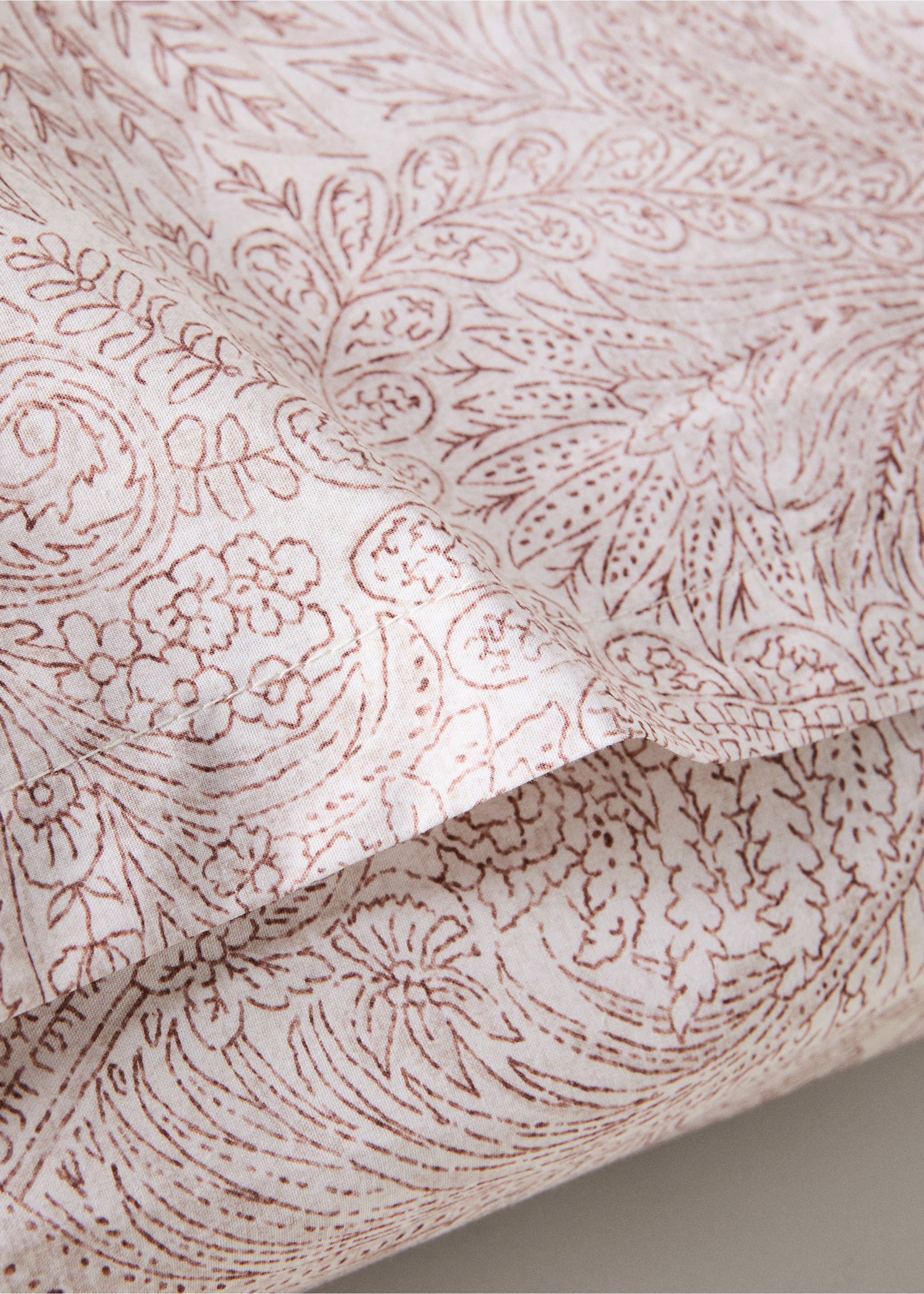 100% cotton percale pillowcase 50x75 cm - Details of the article 1, Cognac. Ref: 37042561-00.