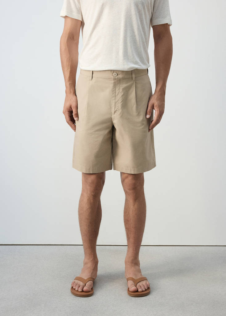 Lyocell cotton blend pleated bermuda shorts — Beige