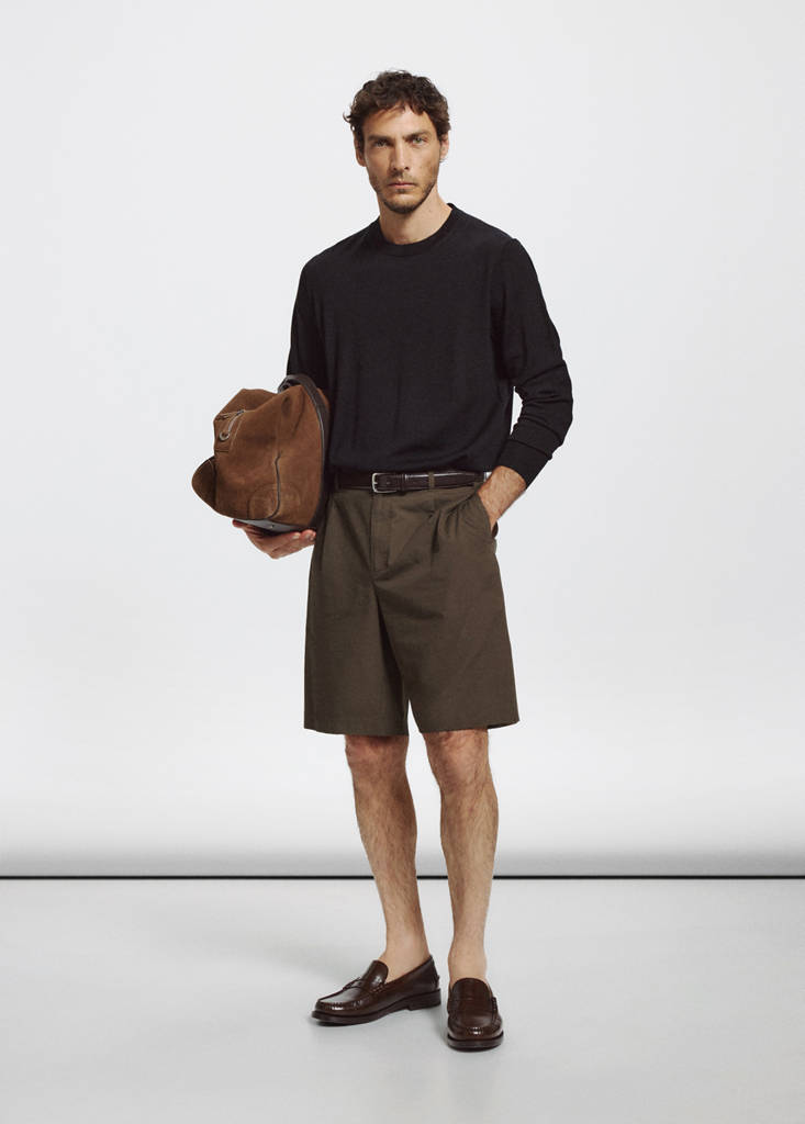 Lyocell cotton blend pleated bermuda shorts — Brown