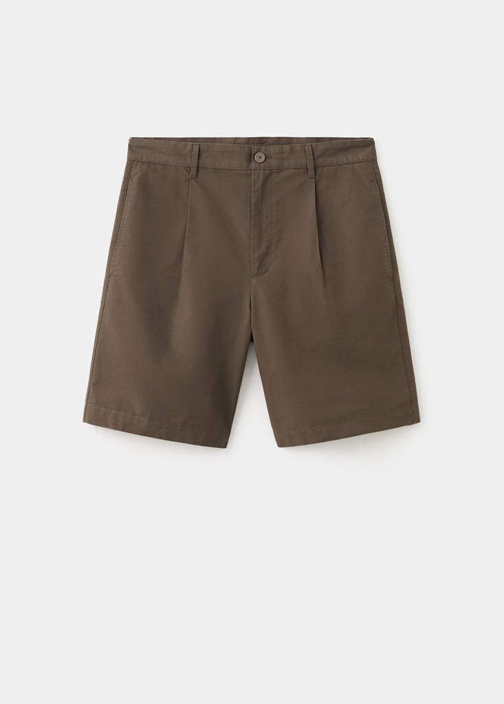 Lyocell cotton blend pleated bermuda shorts — Brown