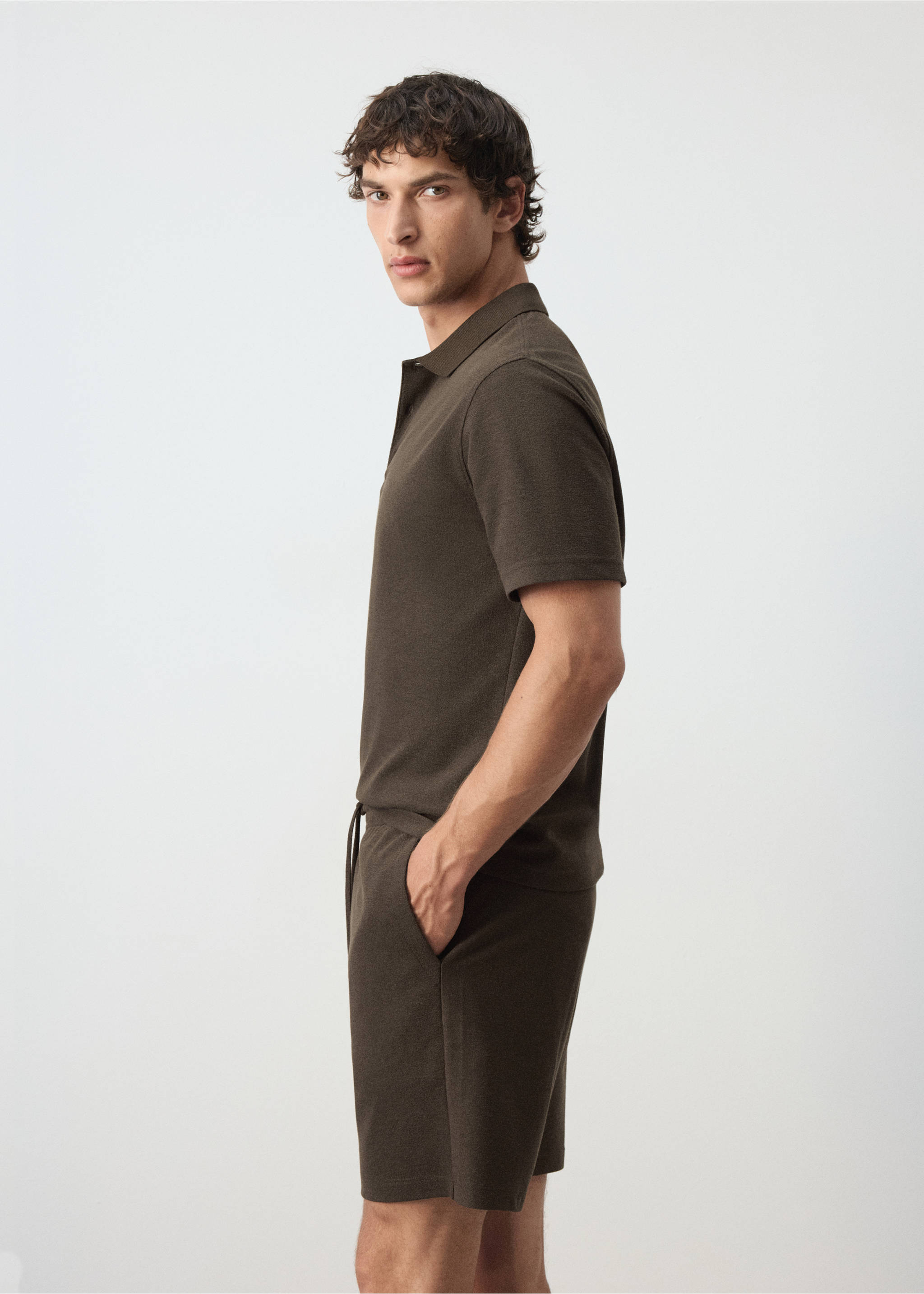 Textured cotton blend polo - Details of the article 2, Brown. Ref: 37042898-00.