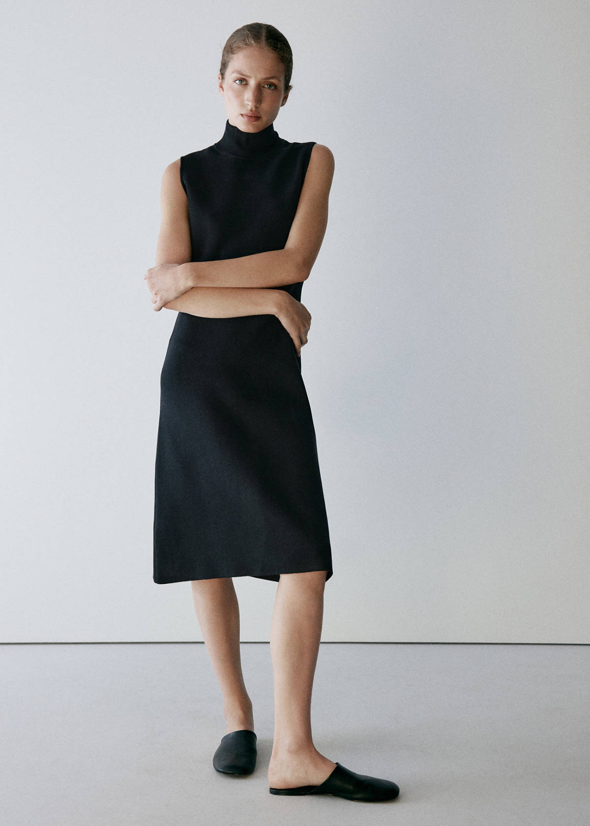 Milano knit midi dress — Black