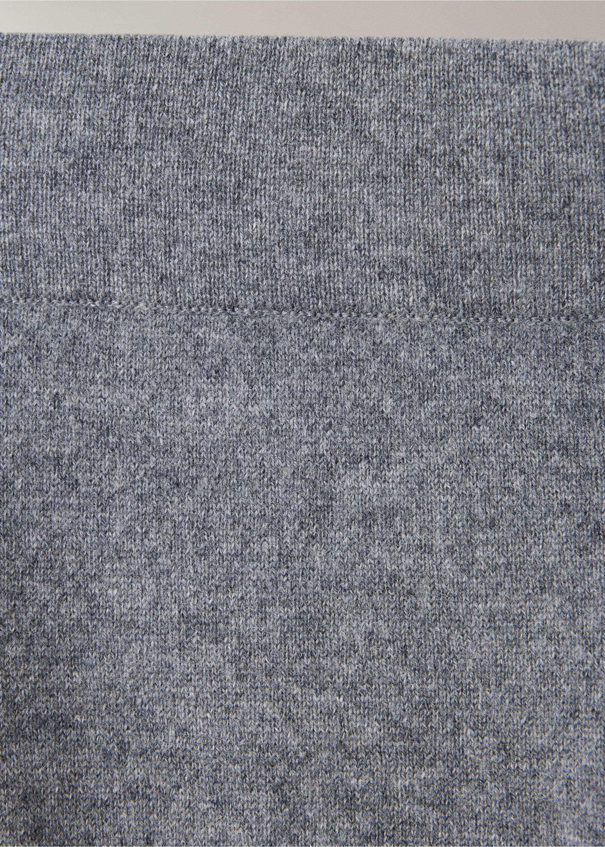 100% cashmere trousers - Details of the article 8, Grey. Ref: 37042900-00.