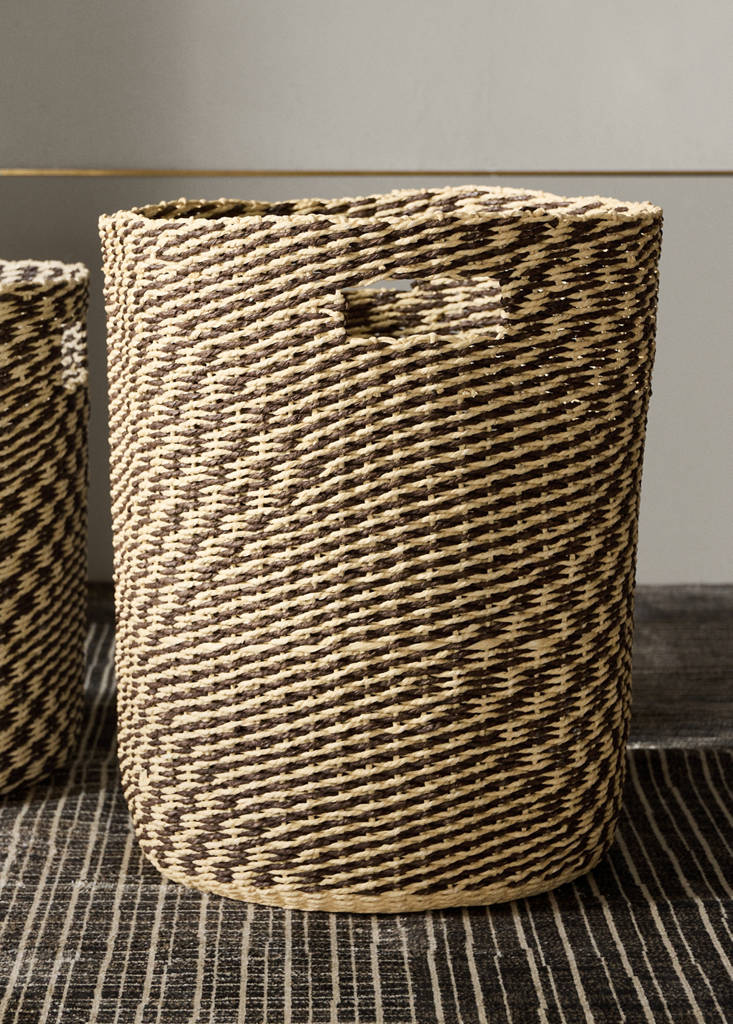 Large basket with embroidered detail — Chocolate
