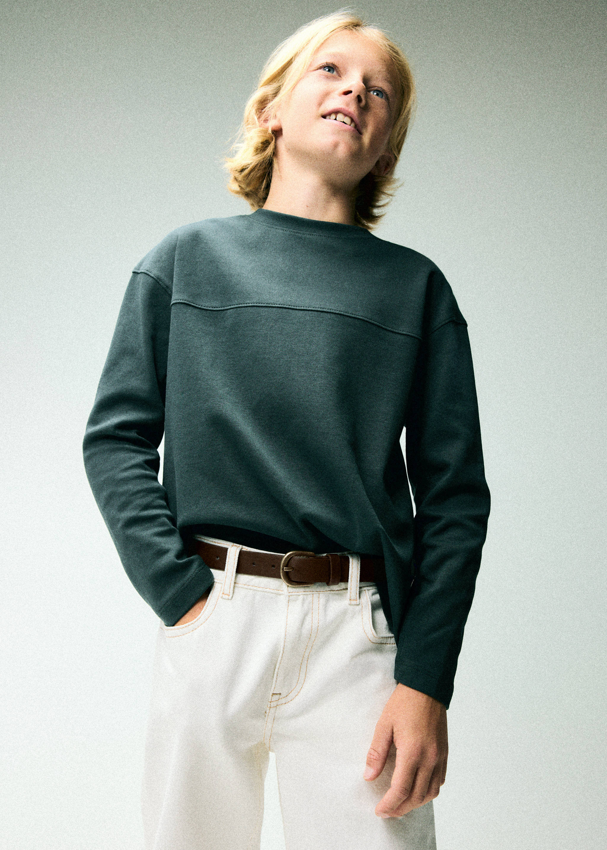 Faux-leather belt - Details of the article 9
