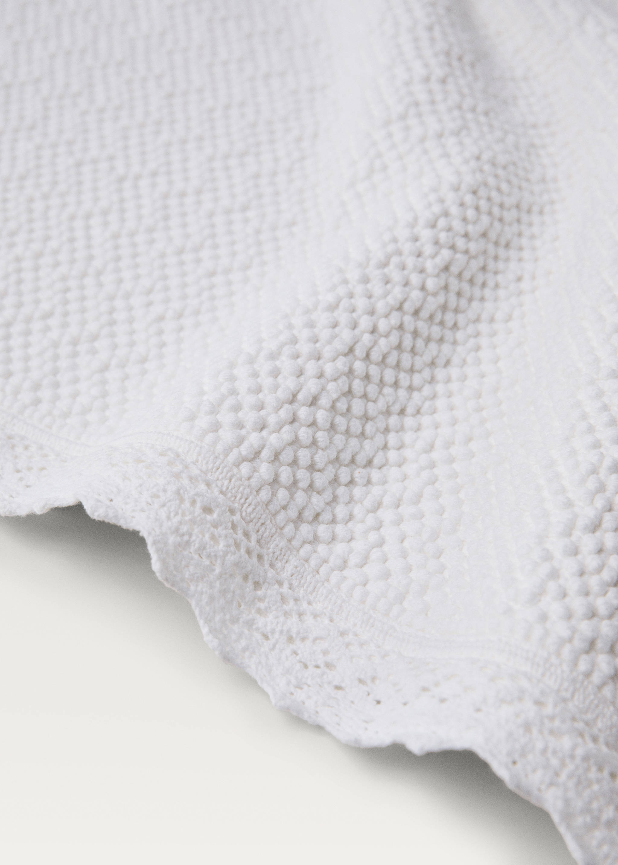 Lace bathroom rug - Details of the article 1
