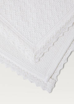 Lace bathroom rug — White 3