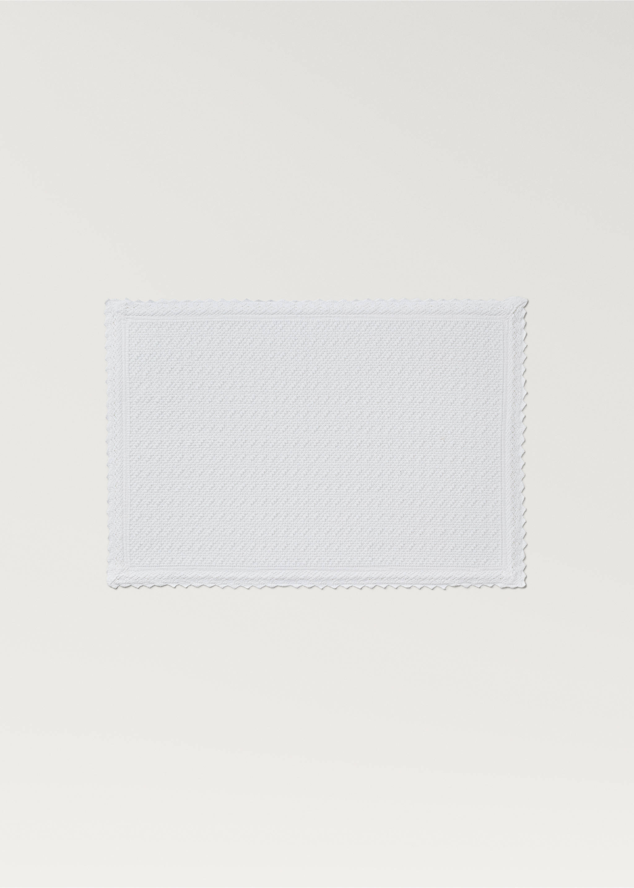 Tapis de bain dentelle - Article sans modèle, Blanc. Ref: 37042925-00.