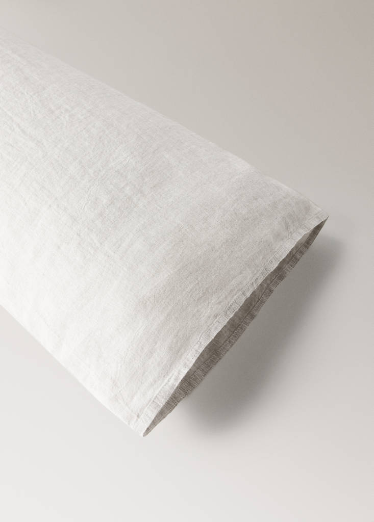 Washed linen pillowcase 45x110 cm — Sand