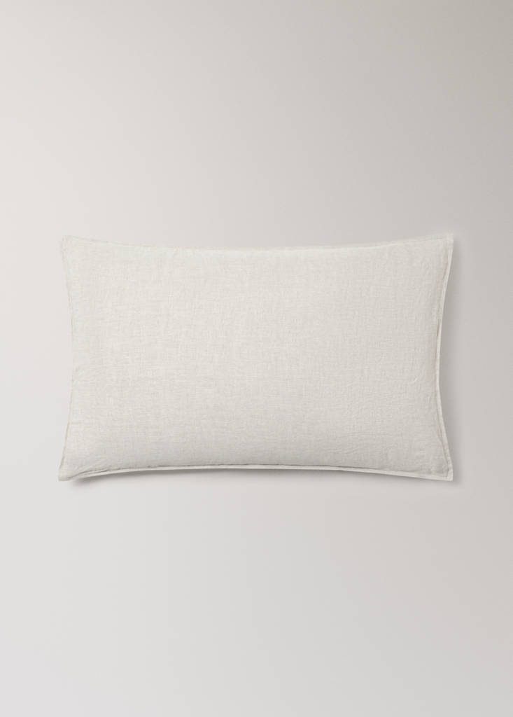 Two washed linen pillowcases 50x75 cm — Sand