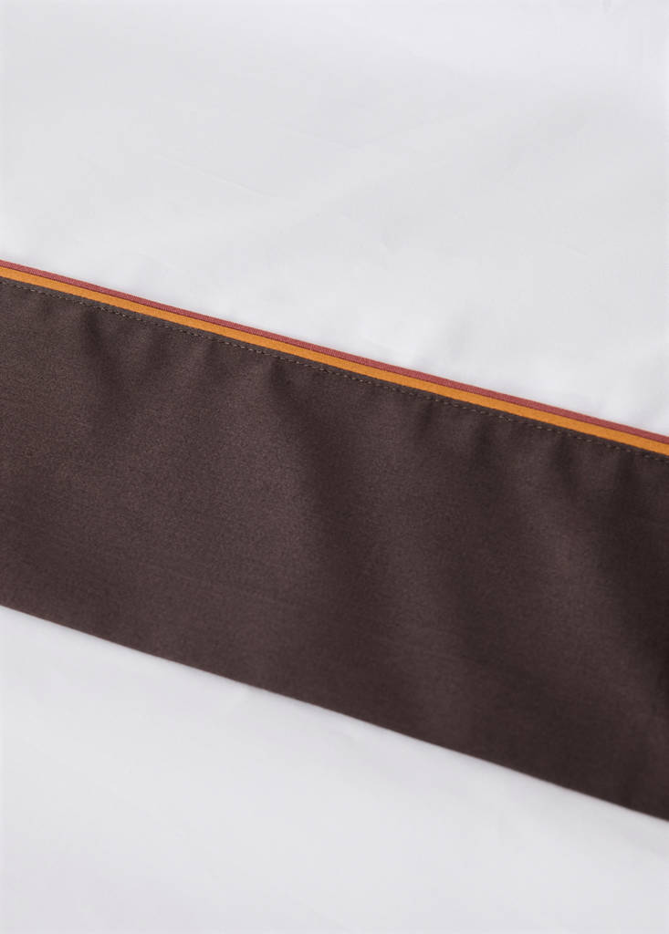 Percale cotton flat sheet, 200 thread count, satin border, for 180/200 cm bed — Ecru