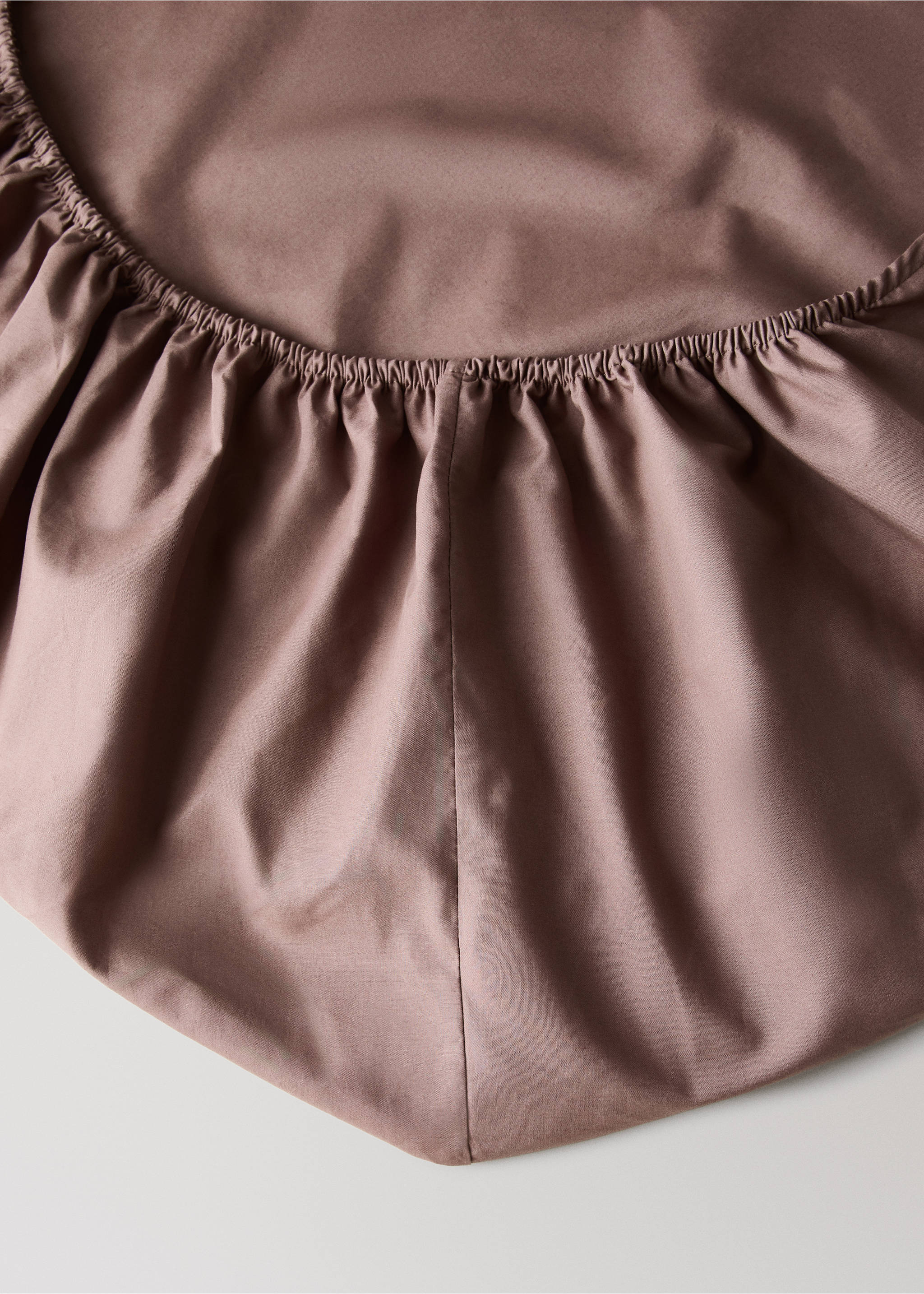 Drap-housse percale de coton 200 fils lit 150 cm - Détail de l'article 2, Marron. Ref: 37042955-00.