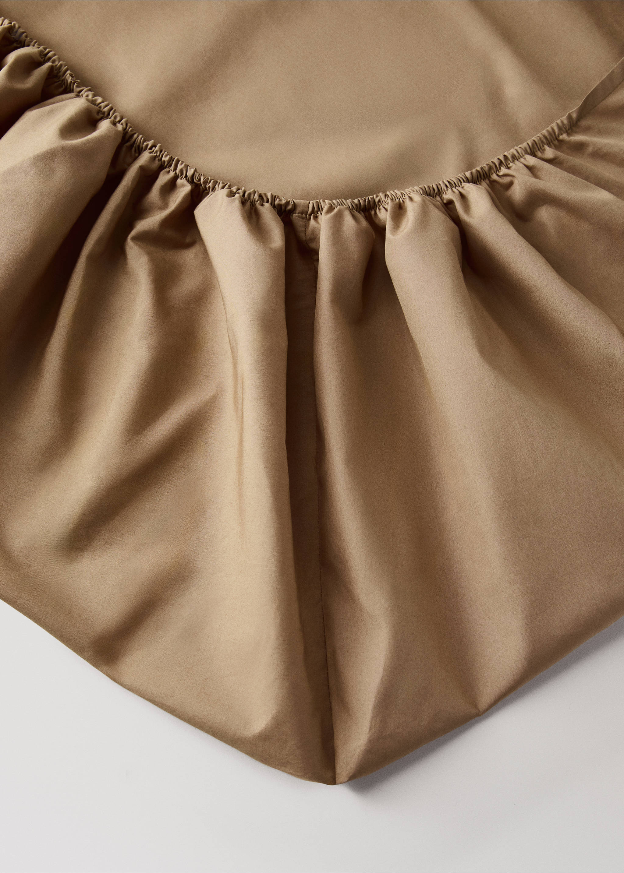 300-thread count percale cotton fitted sheet for 180 cm bed - Details of the article 1, Tobacco Brown. Ref: 37042958-00.