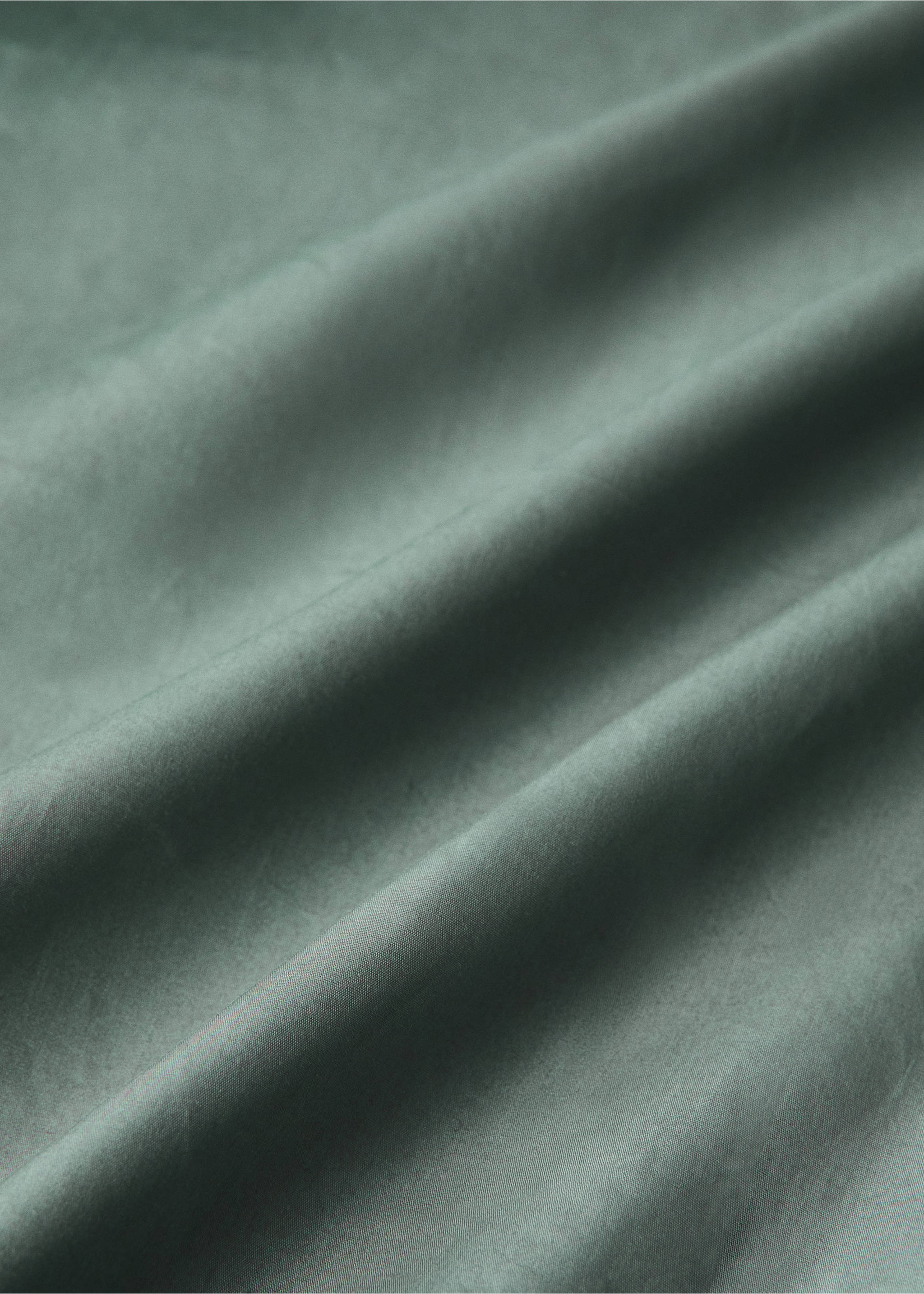 Spannbettlaken aus Baumwoll-Perkal, 300er Fadendichte, 180 cm Bett - Detail des Artikels 2, Mittelgrün. Ref: 37042958-00.