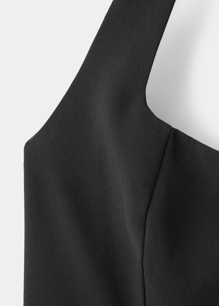 Halter-neck jumpsuit with belt — Black