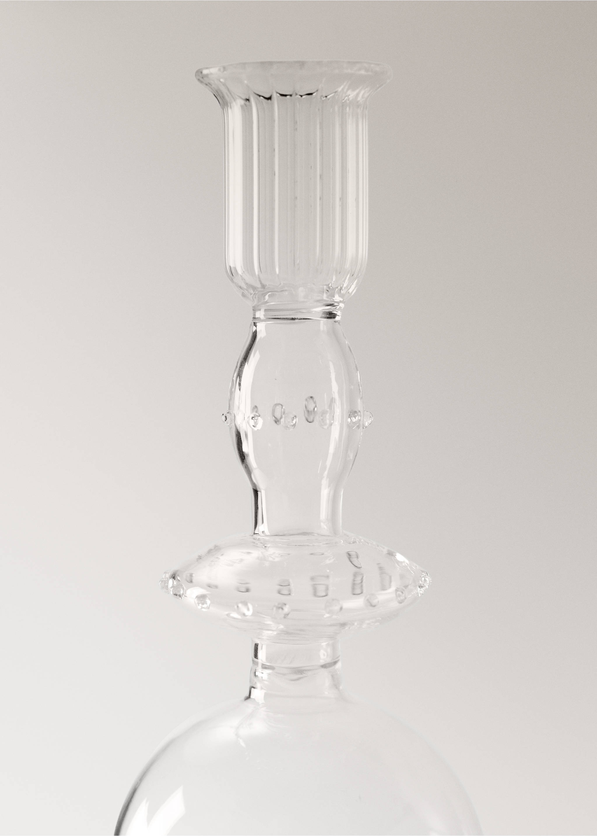 Embossed glass candle holder - Details of the article 1, Black. Ref: 37043282-00.