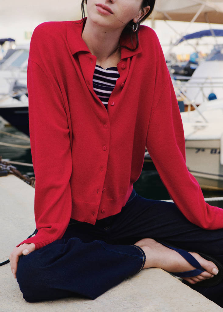 Fine knit polo collar cardigan — Red
