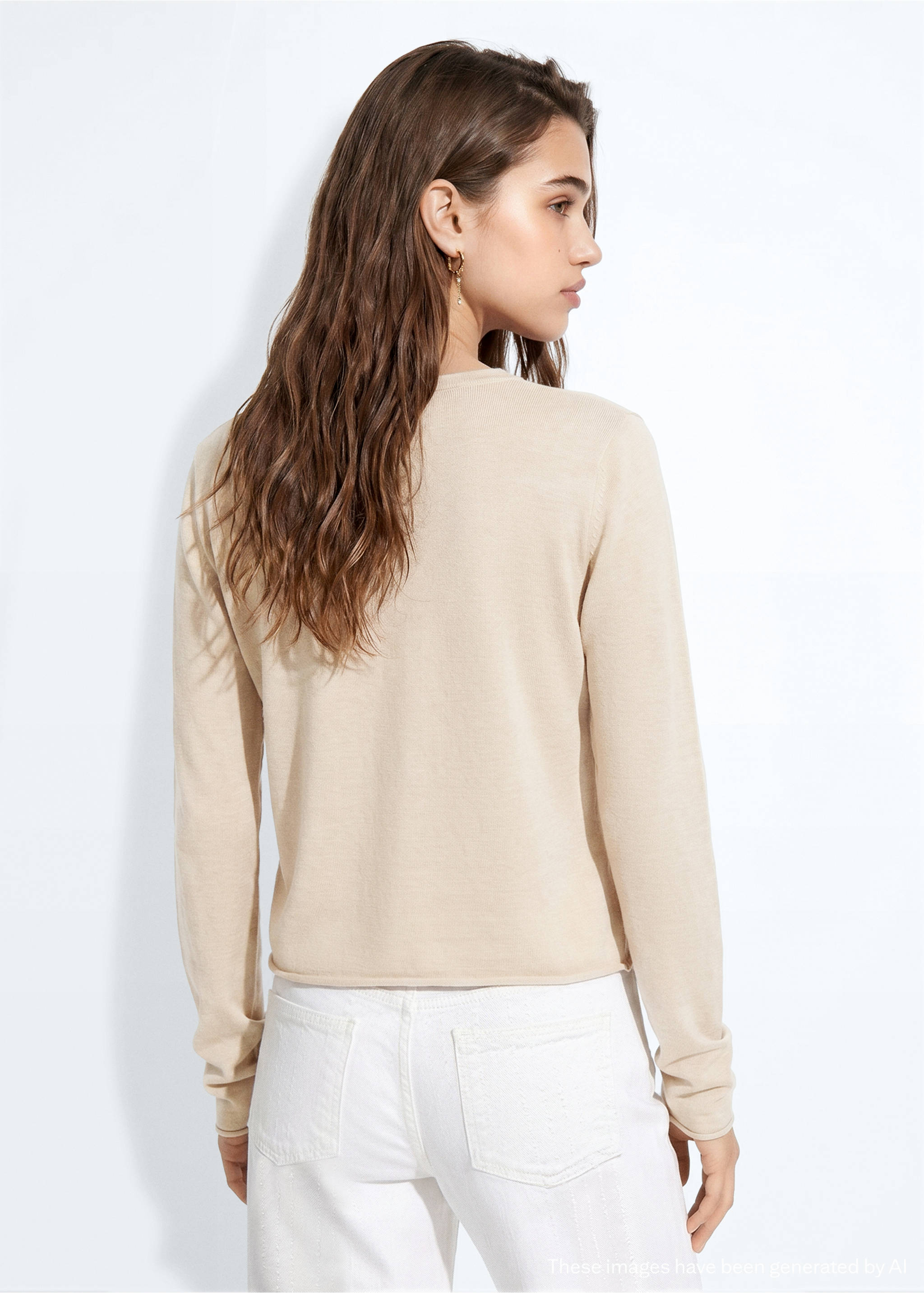 Knit cardigan with opening detail - Reverse of the article, Sand. Ref: 37043287-00.