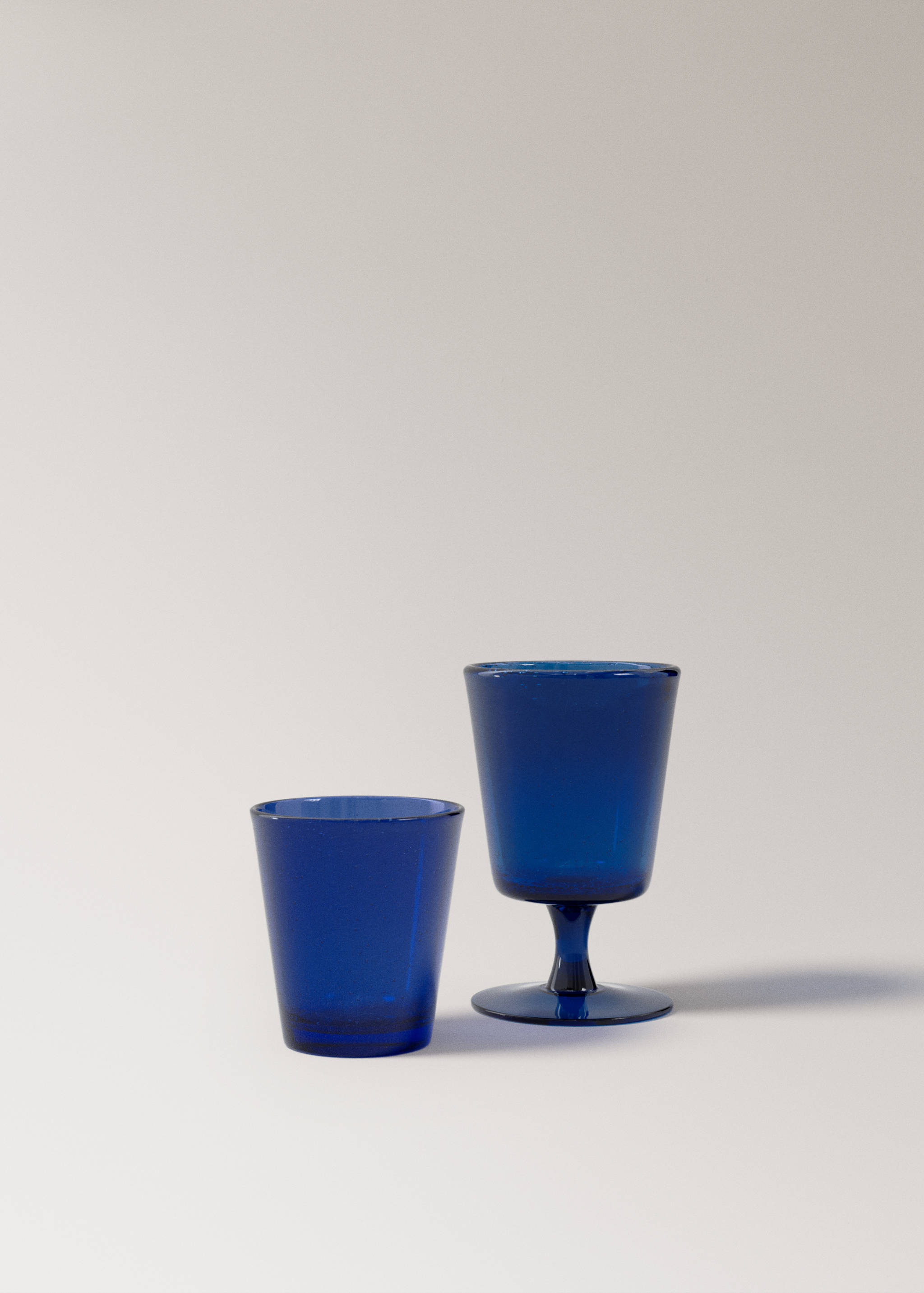 Coloured bubble glass vase - Details of the article 3