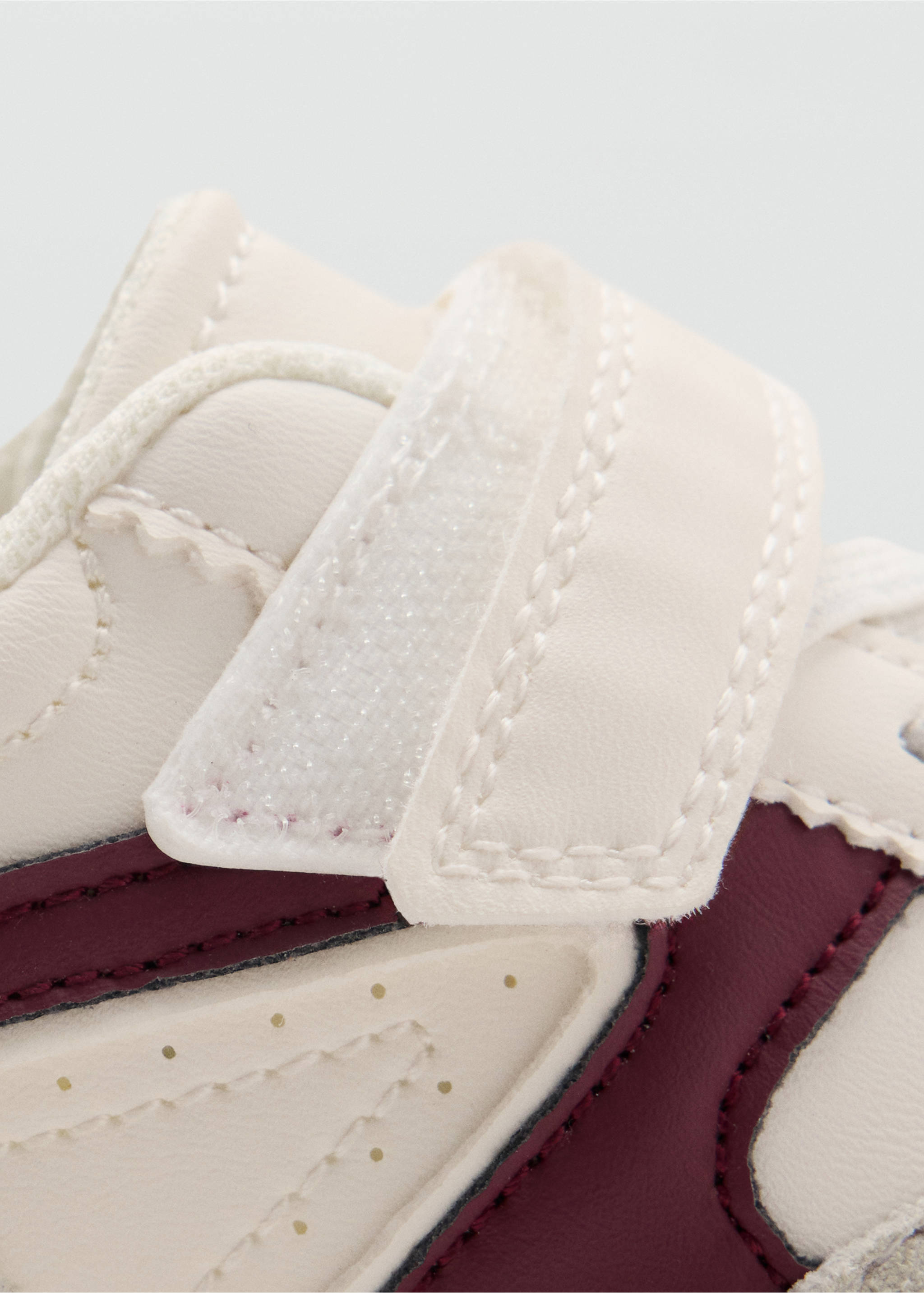 Tweekleurige sportschoenen - Detail van het artikel 2, Wit. Ref: 37043309-00.