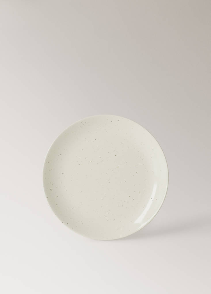 Stoneware dinner plate with spots — Off White