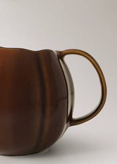 Stoneware jug — Chocolate 3