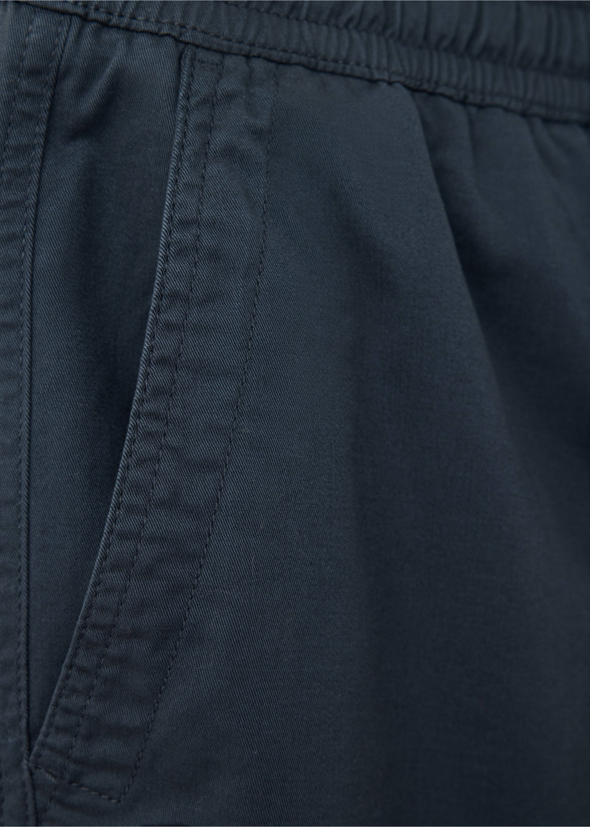Gerade Hose mit Kordel - Detail des Artikels 0, Marineblau. Ref: 37043314-00.