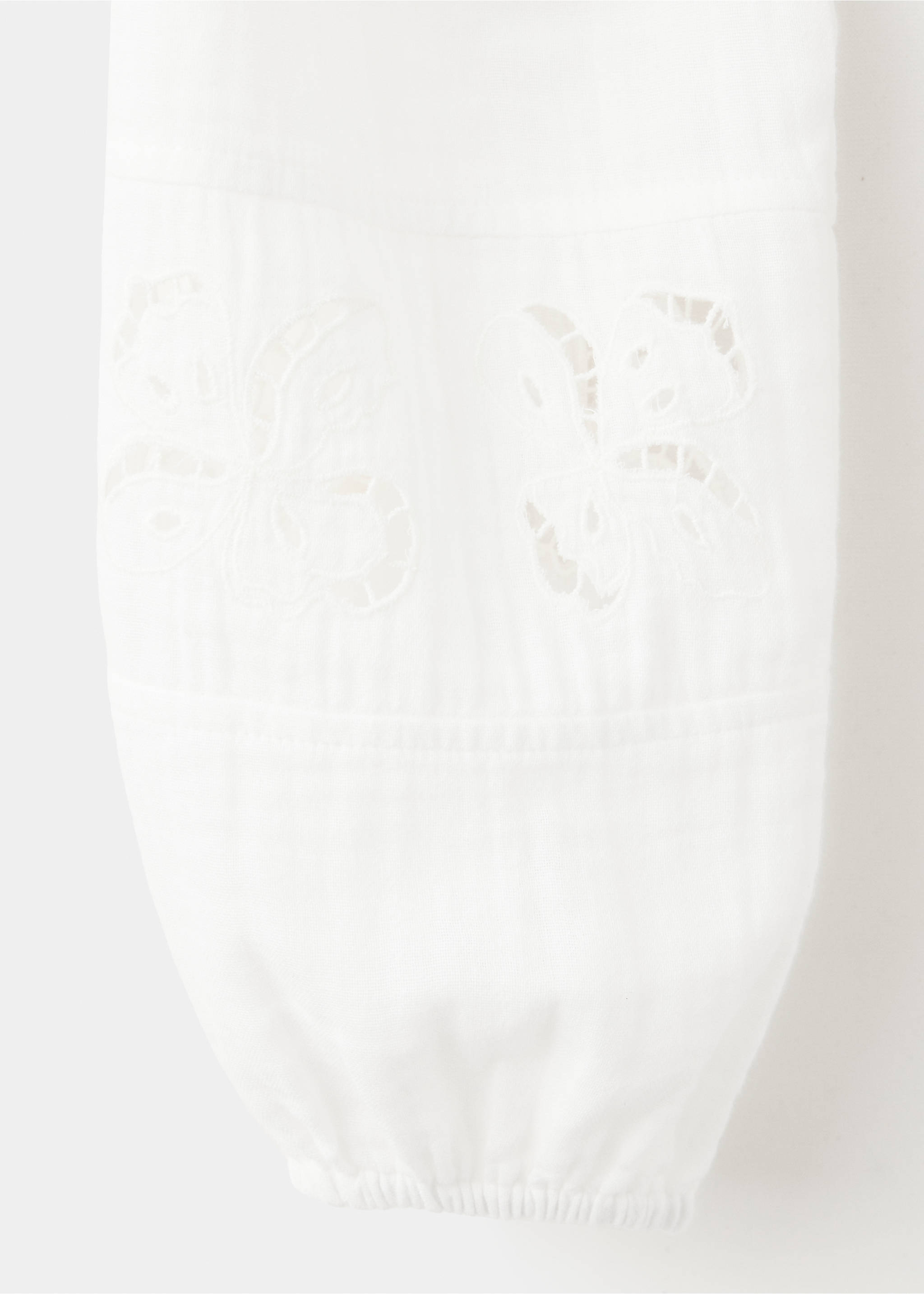 Cotton blouse with broderie anglaise embroidery - Details of the article 0, White. Ref: 37043315-00.