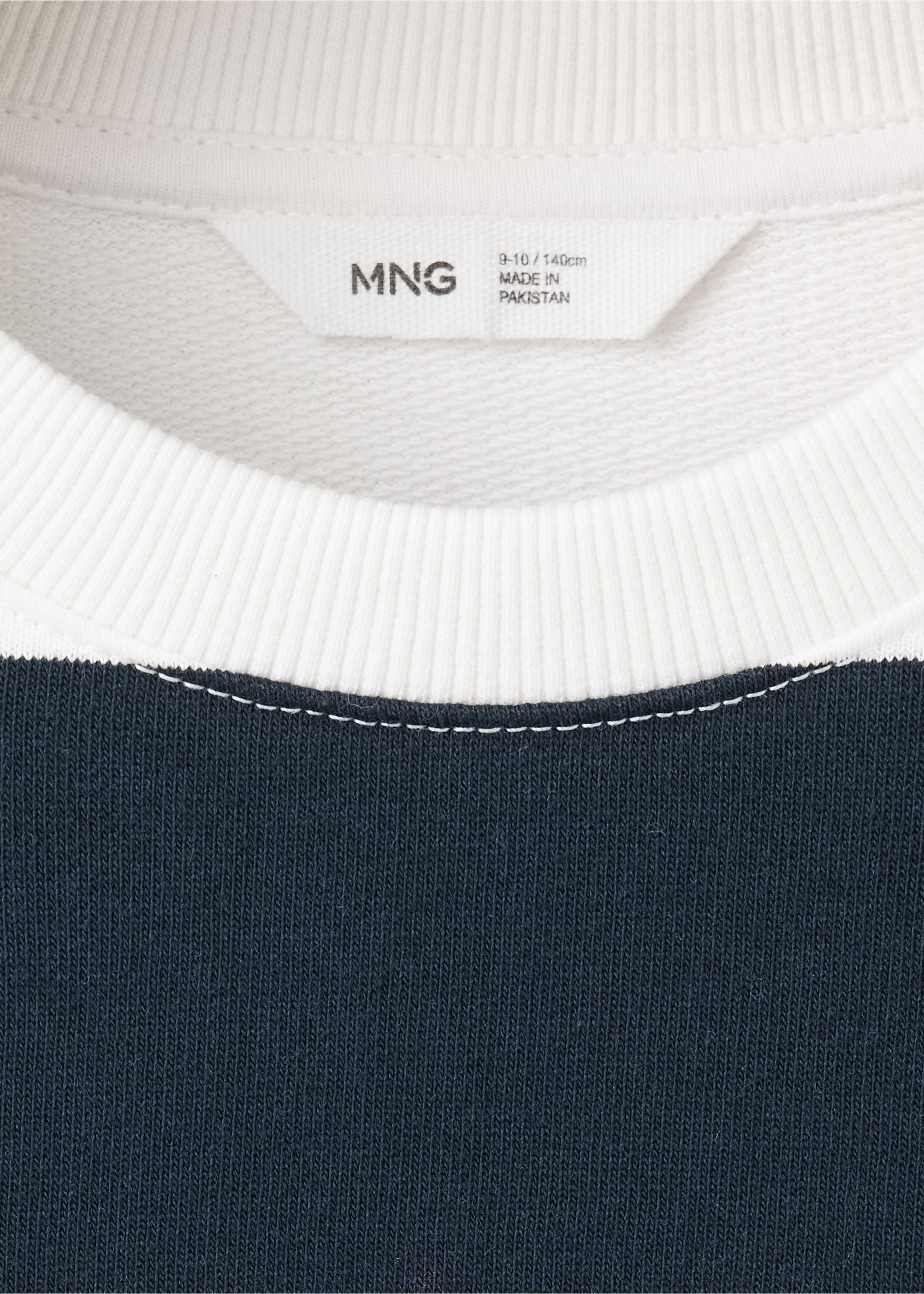 Striped sweatshirt with printed phrase - Details of the article 8, Navy. Ref: 37043318-00.