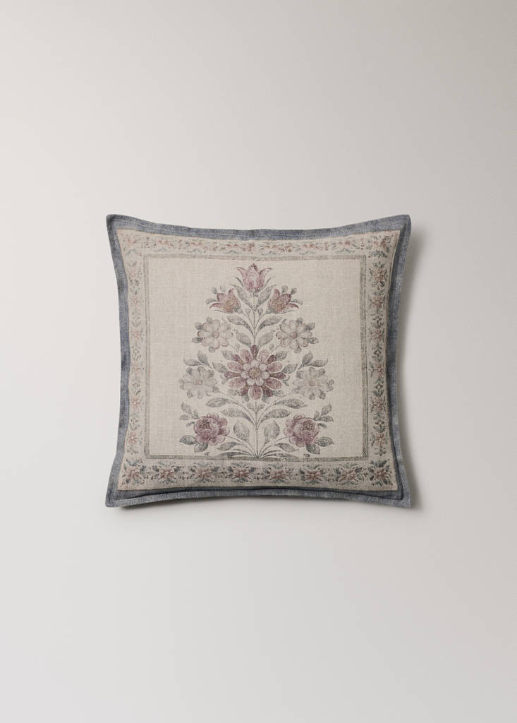 Floral linen-cotton blend cushion cover, 50x50 cm — Pink