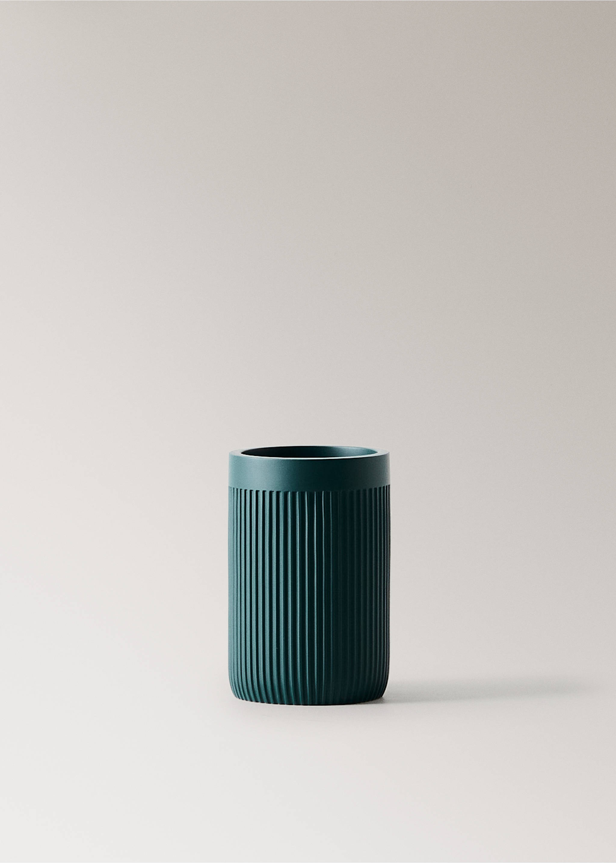 Striped resin toothbrush tumbler - Article without model, Dark Green. Ref: 37043863-00.