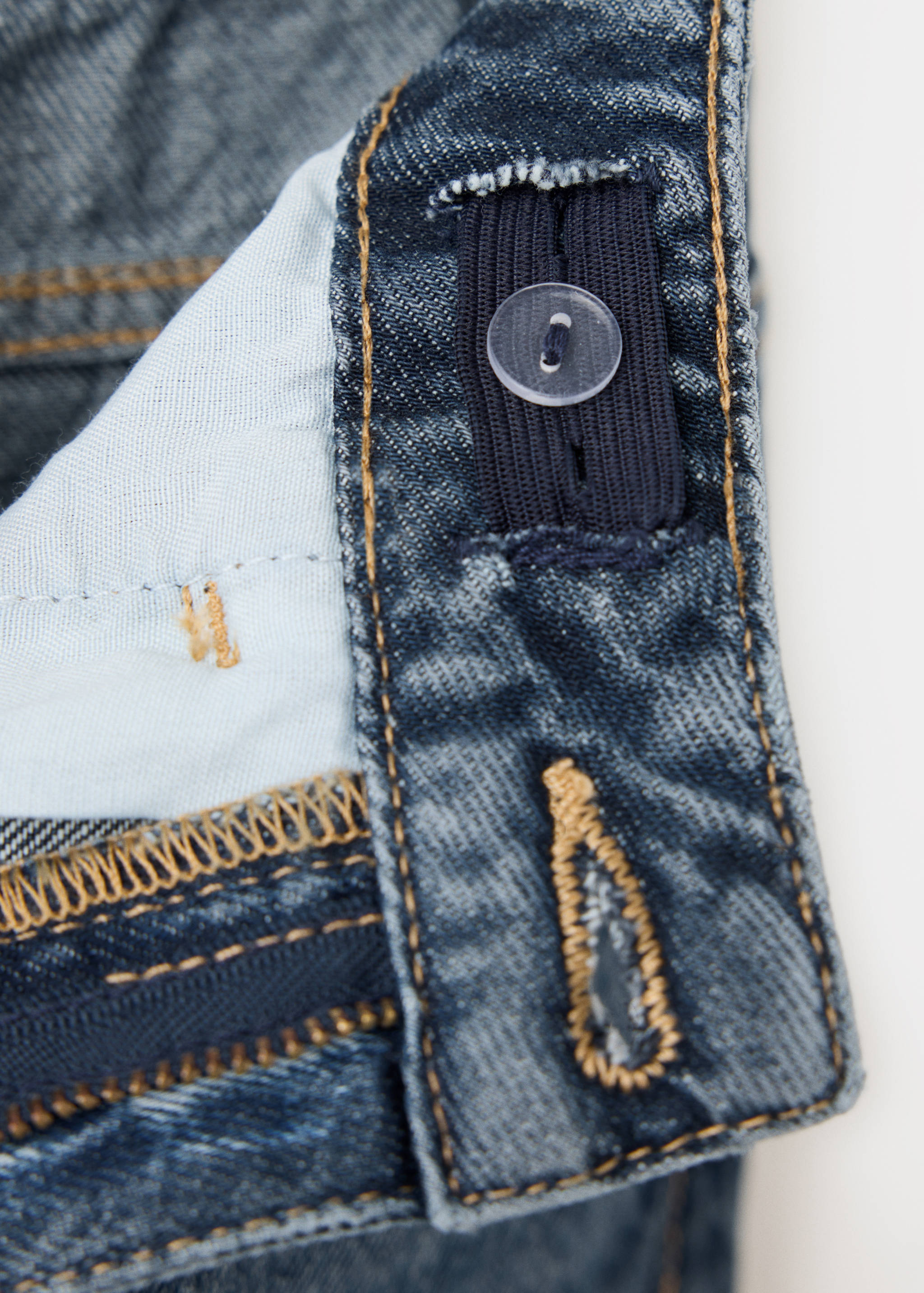 Turned-up straight jeans - Details of the article 8