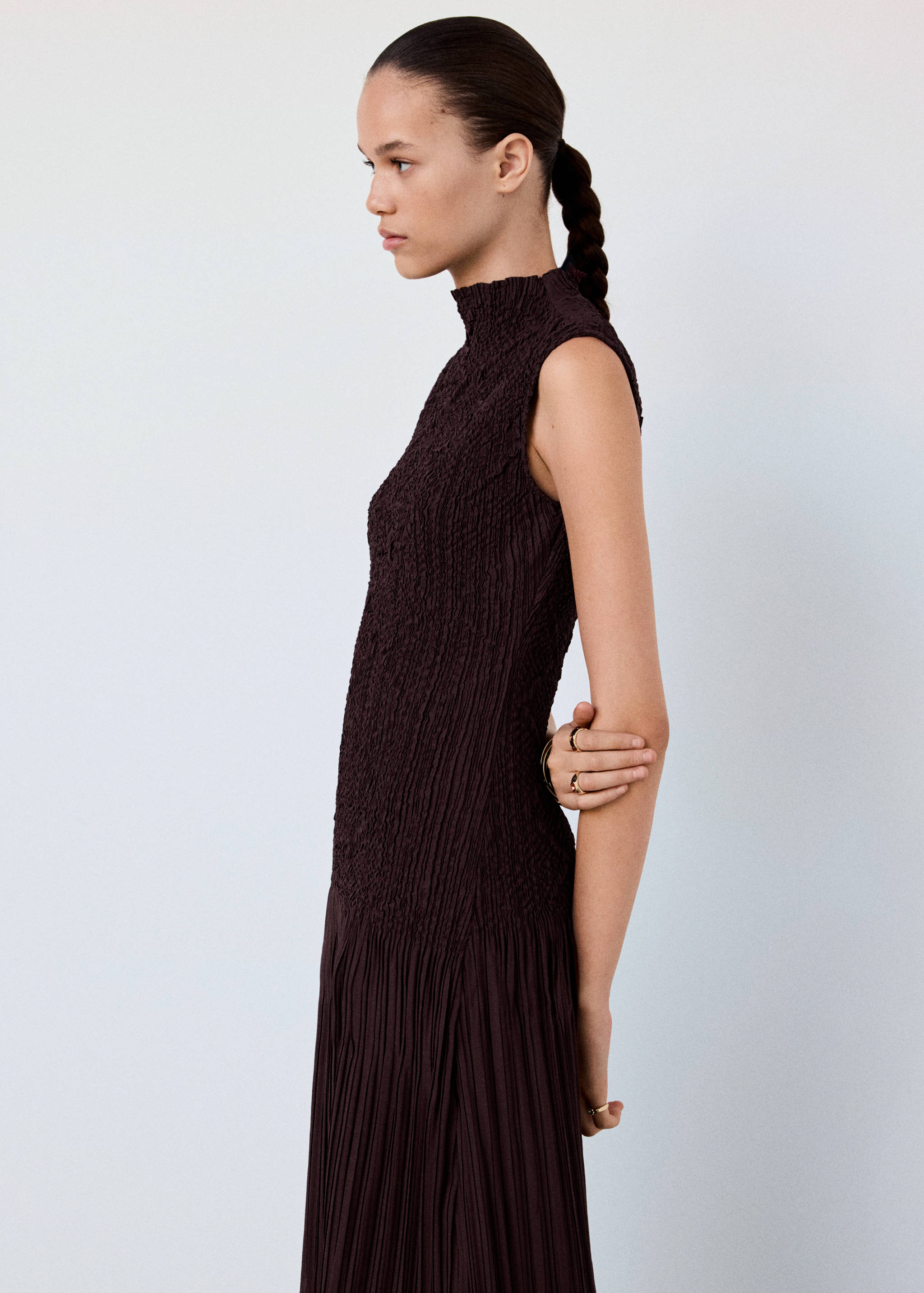 Vestido evasé combinado textura - Plano medio