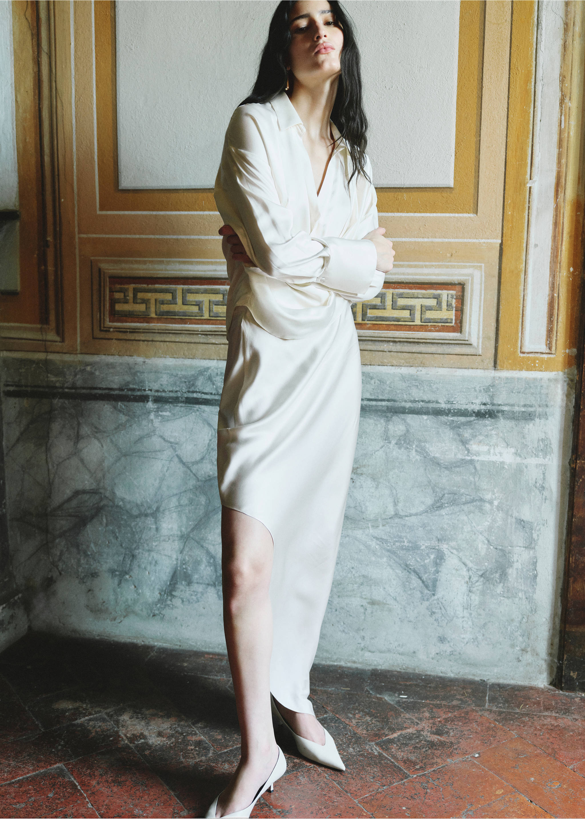 Robe chemisier asymétrique - Plan général, Blanc cassé. Ref: 37043883-00.