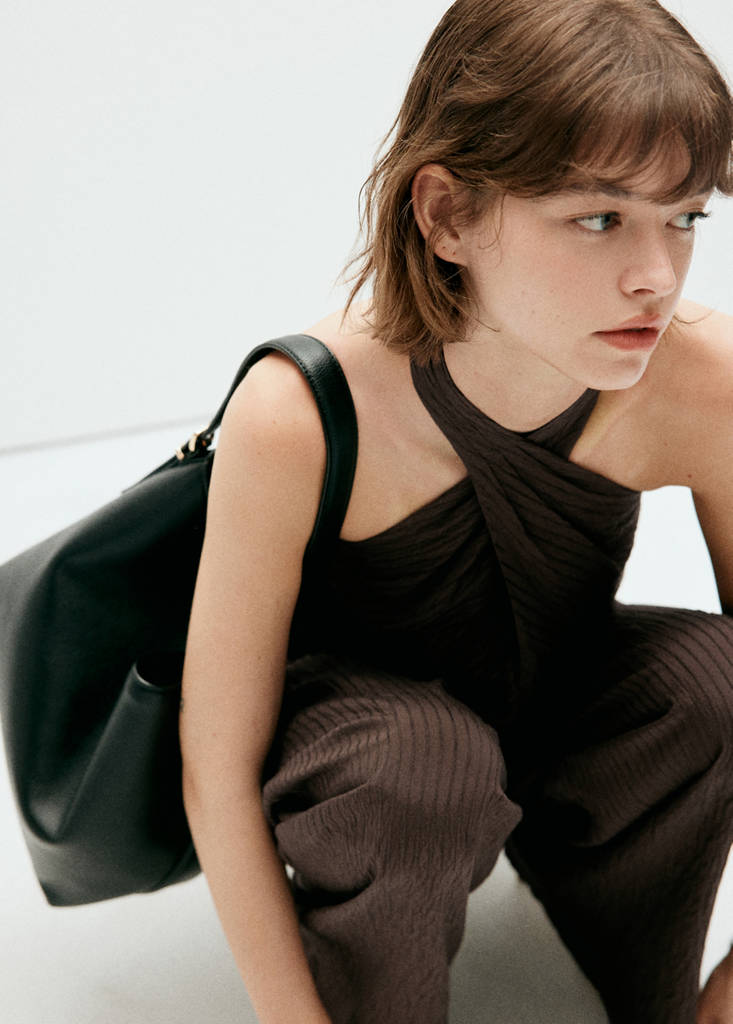 Textured halter top — Brown
