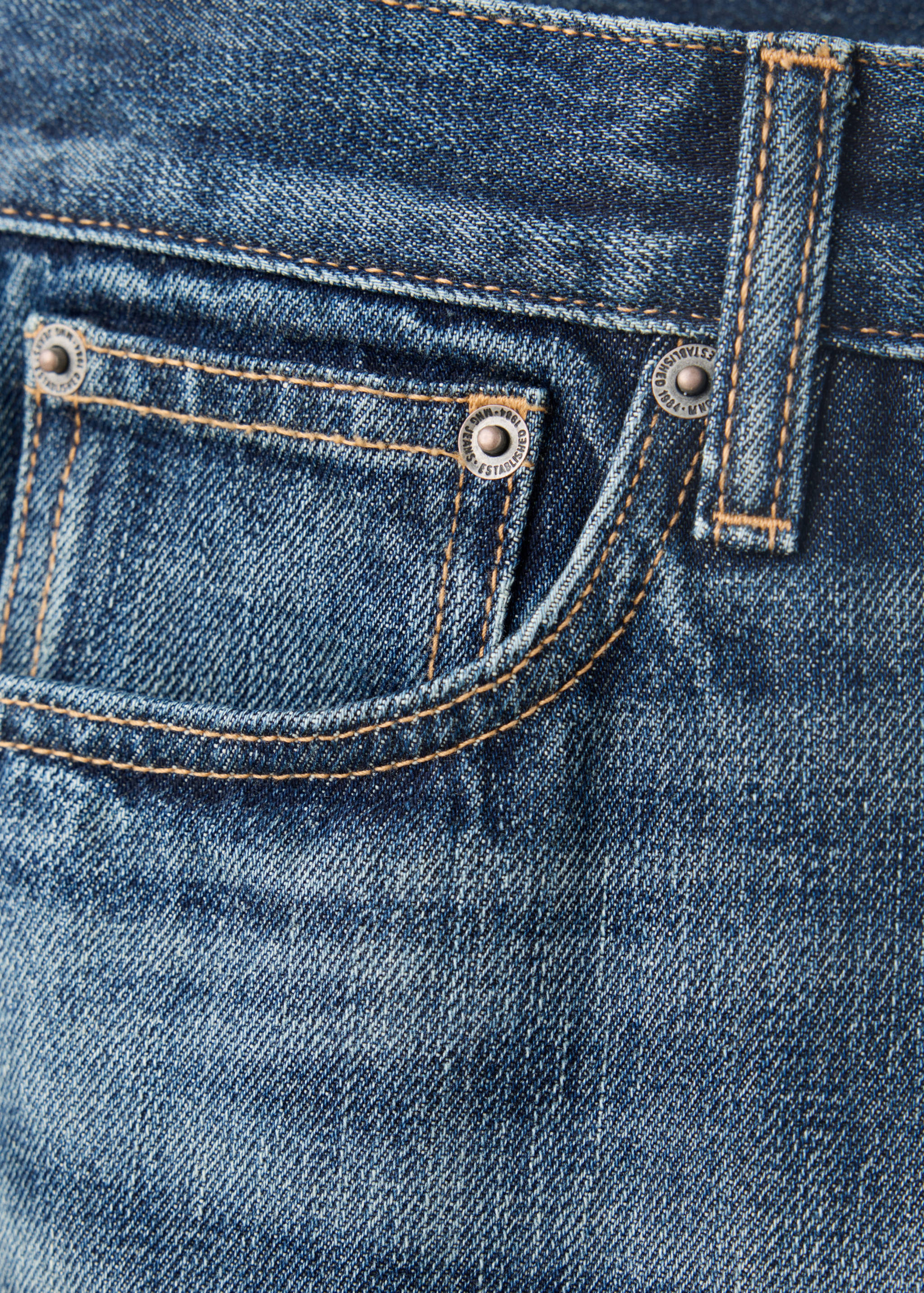 Mid-rise straight jeans - Details of the article 0