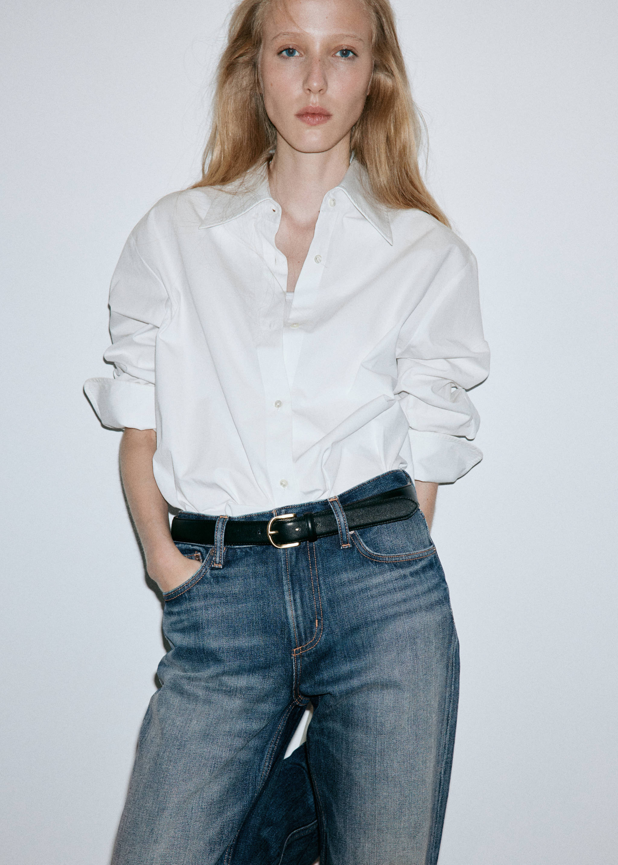 Mid-rise straight jeans - Details of the article 1