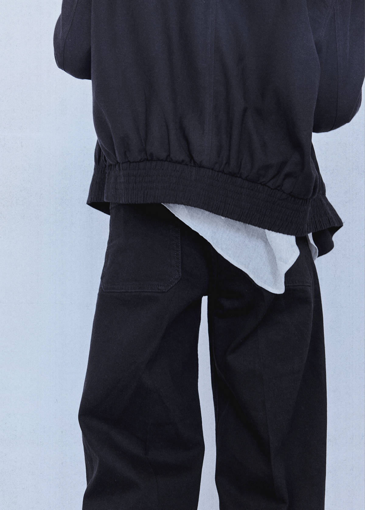 Wide-leg patch pocket jeans — Black denim