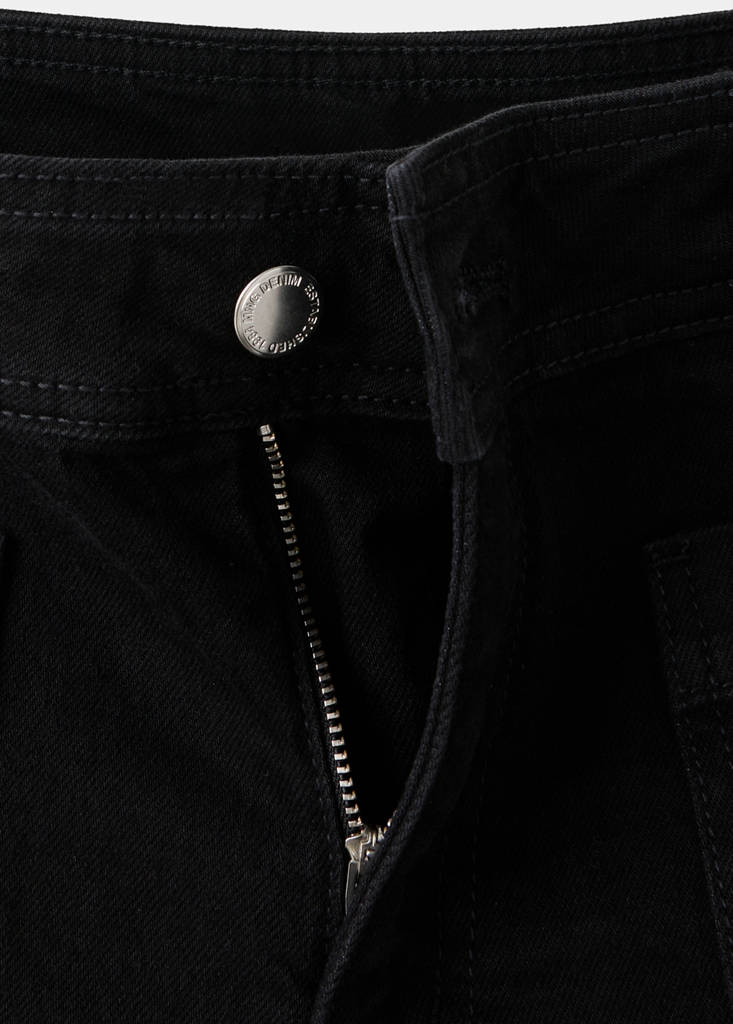Wide-leg patch pocket jeans — Black denim