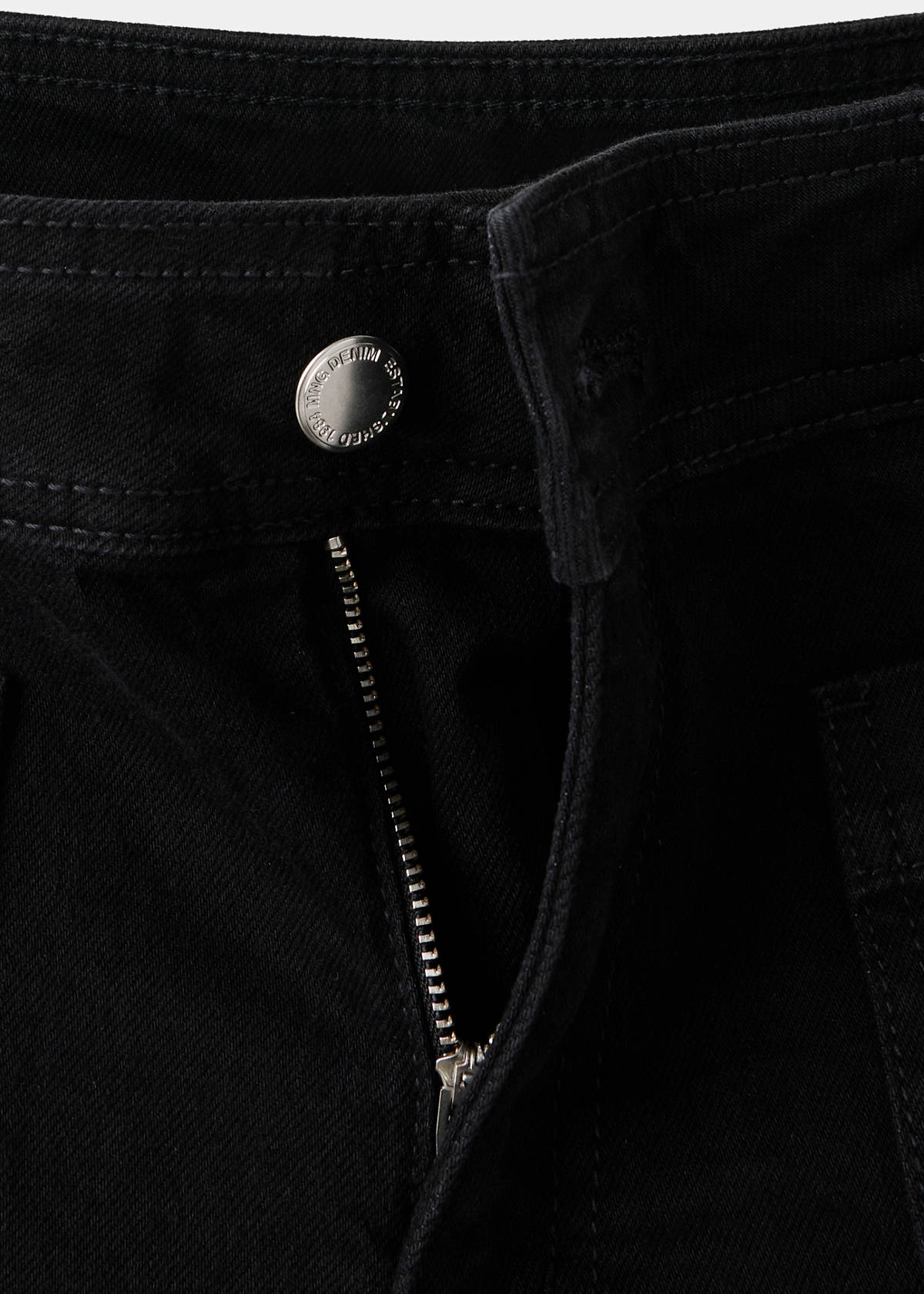 Wide-leg patch pocket jeans — Black denim