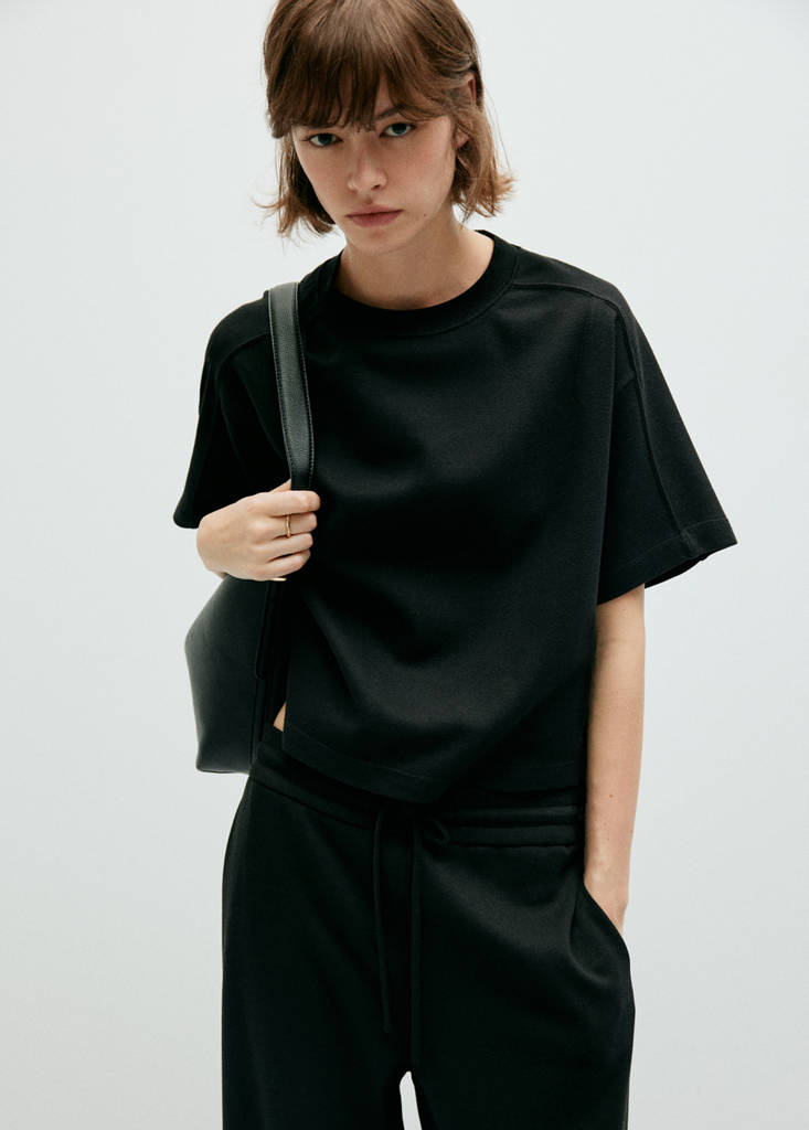 Seam detail T-shirt — Black
