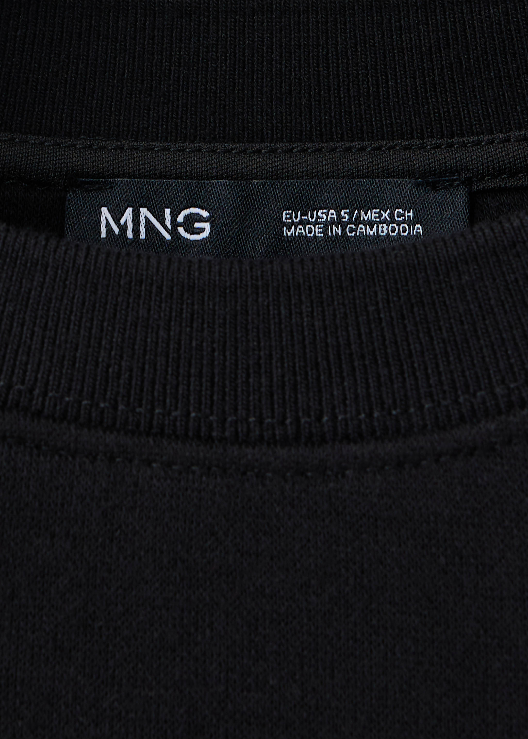 Seam detail T-shirt - Details of the article 8, Black. Ref: 37044077-00.