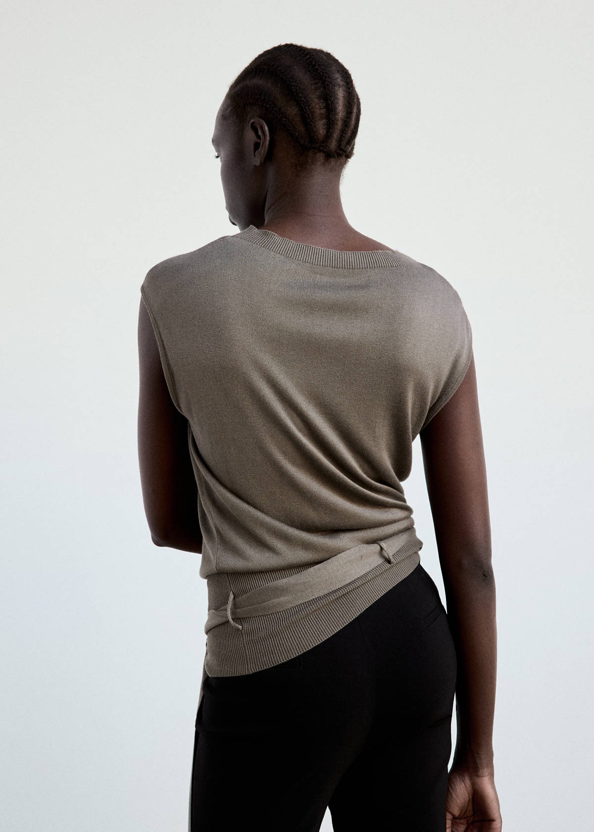 Belted knitted waistcoat — Medium Brown